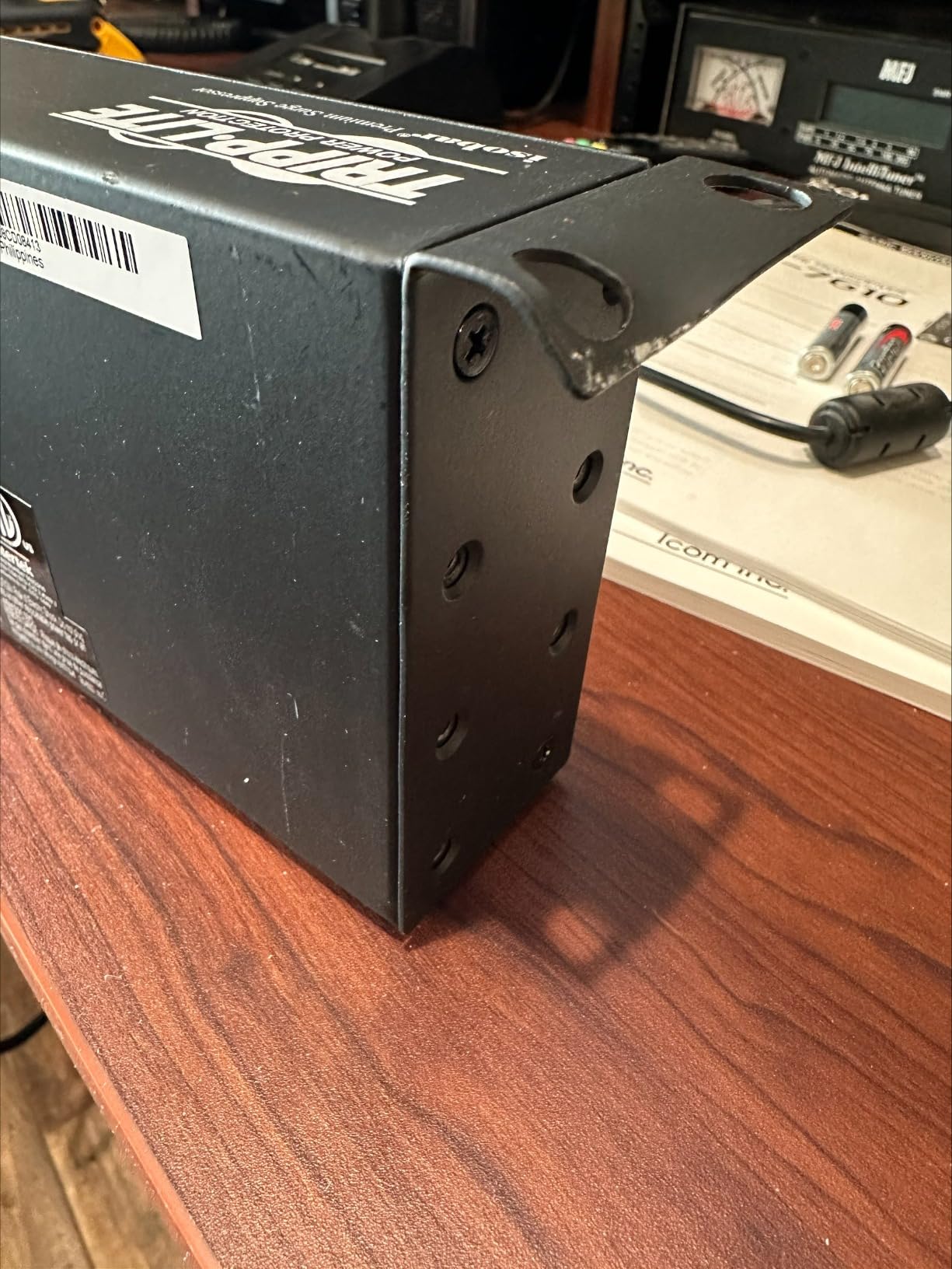 Tripp Lite 12-Outlet Rackmount PDU Isobar Surge Protector Power Strip, 15A, 3840 Joules, 15ft Cord with 5-15P Plug, 1U Rack-Mount (ISOBAR12ULTRA) customer photo 2