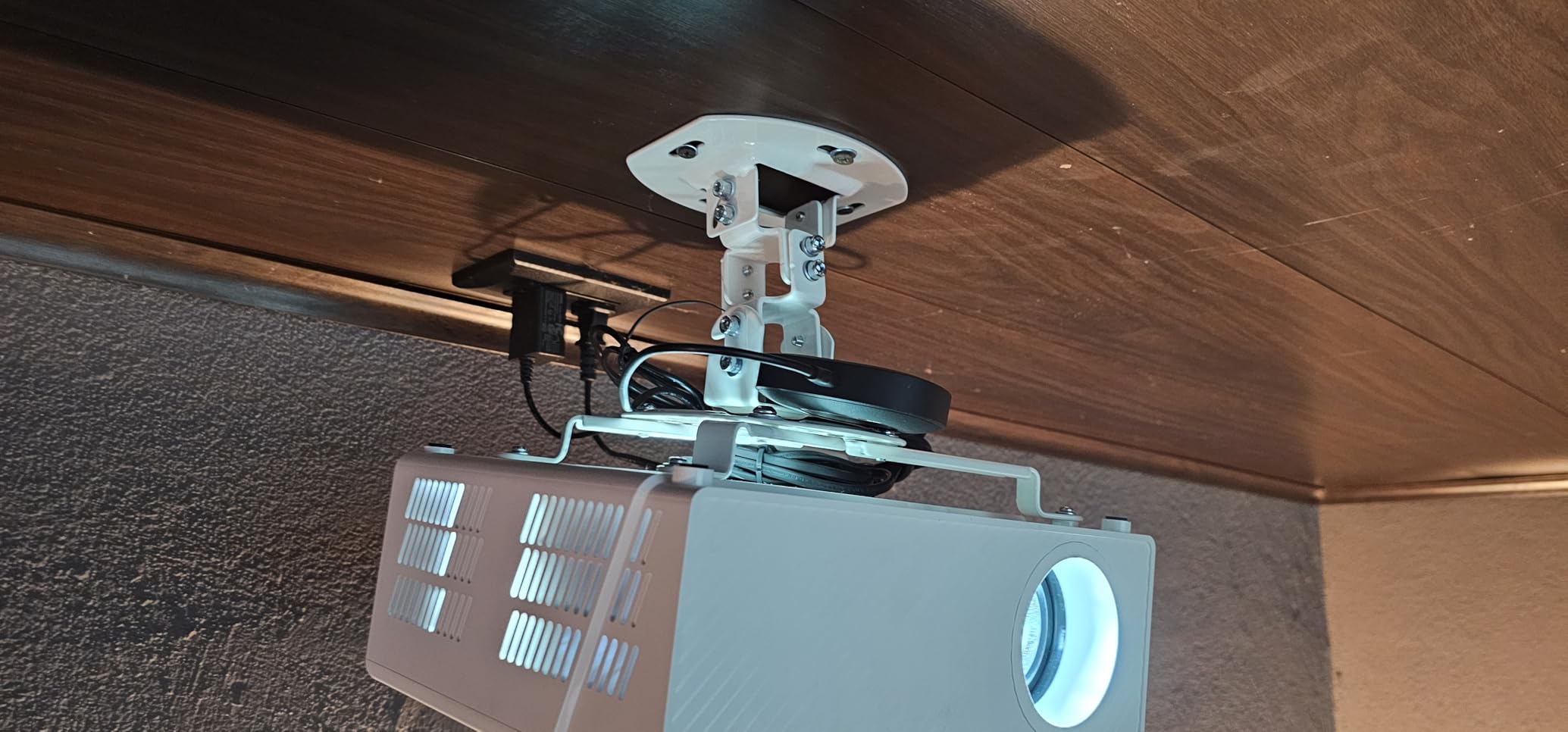 VIVO Universal Adjustable Ceiling Projector, Projection Mount Extending Arms Mounting Bracket, White, MOUNT-VP01W | Universal, Fits Regular and Mini Projectors, 12.5 inch Mounting Range, Projection Mount with Extending Arms, Holds 30 lbs customer photo 2