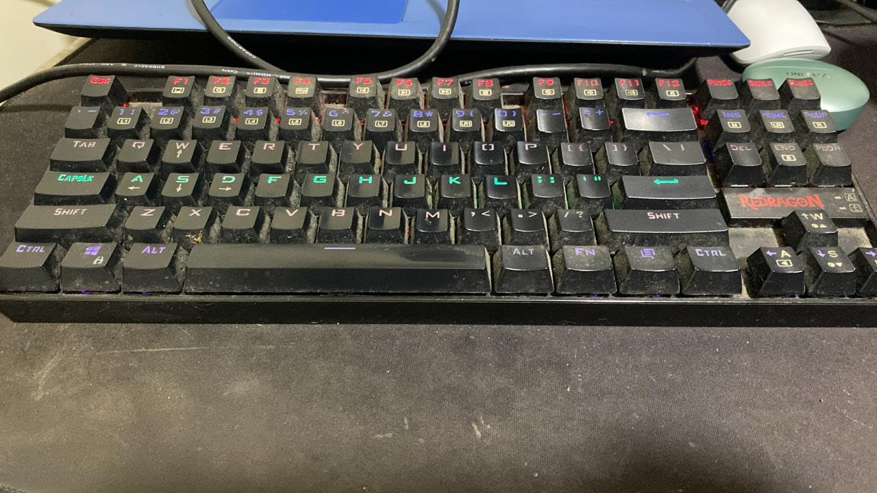 Redragon K552 Mechanical Gaming Keyboard, LED Backlit with Red Switches, 87-Key TKL Compact, Anti-Ghosting, Metal Frame for PC Gaming & Typing, Beginner-Friendly customer photo 1
