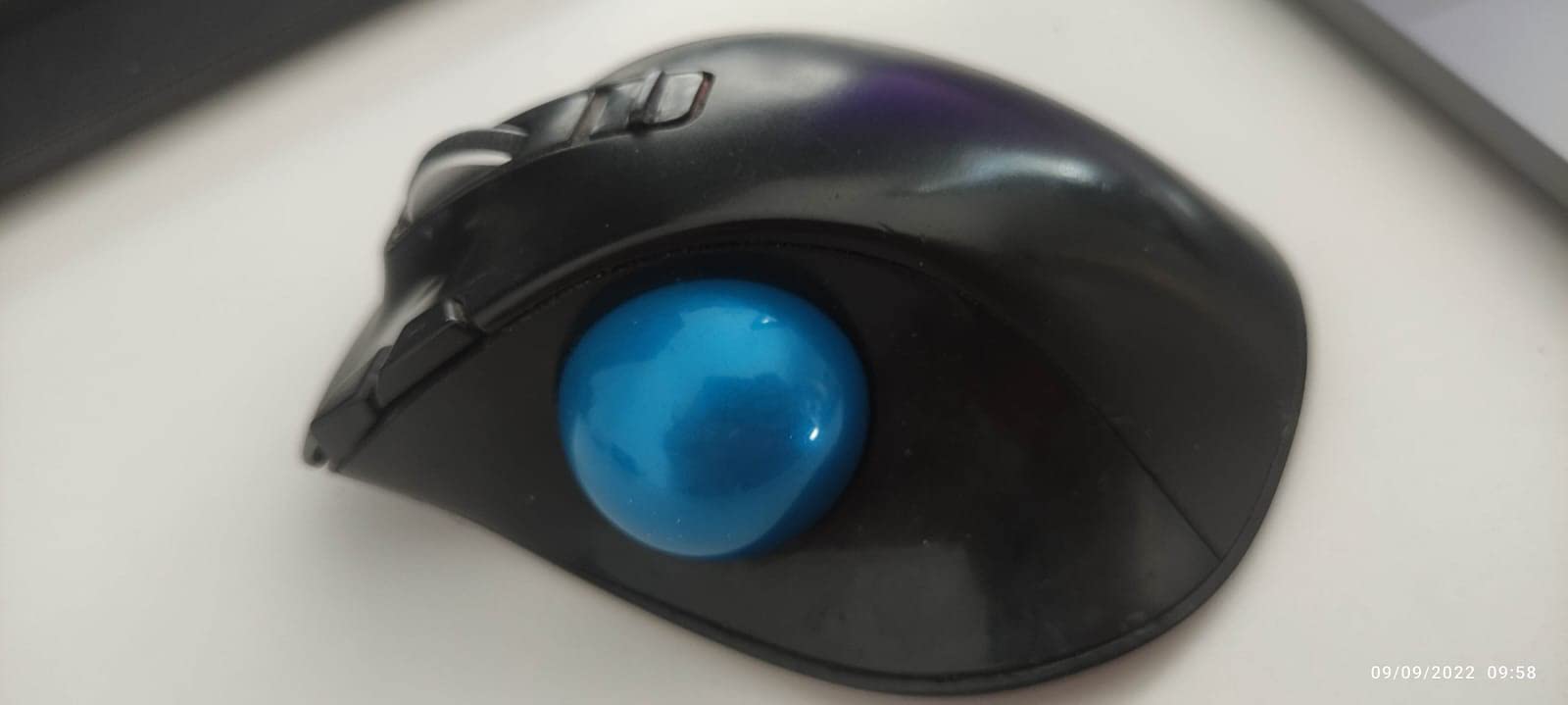 ELECOM EX-G Trackball Mouse, 2.4GHz USB Wireless, Ergonomic Design, Thumb Control, Smooth Roller Ball, Optical Tracking, 6 Programmable Buttons, Tilt Scroll, Computer Mice for Laptop PC, Windows & Mac customer photo 1