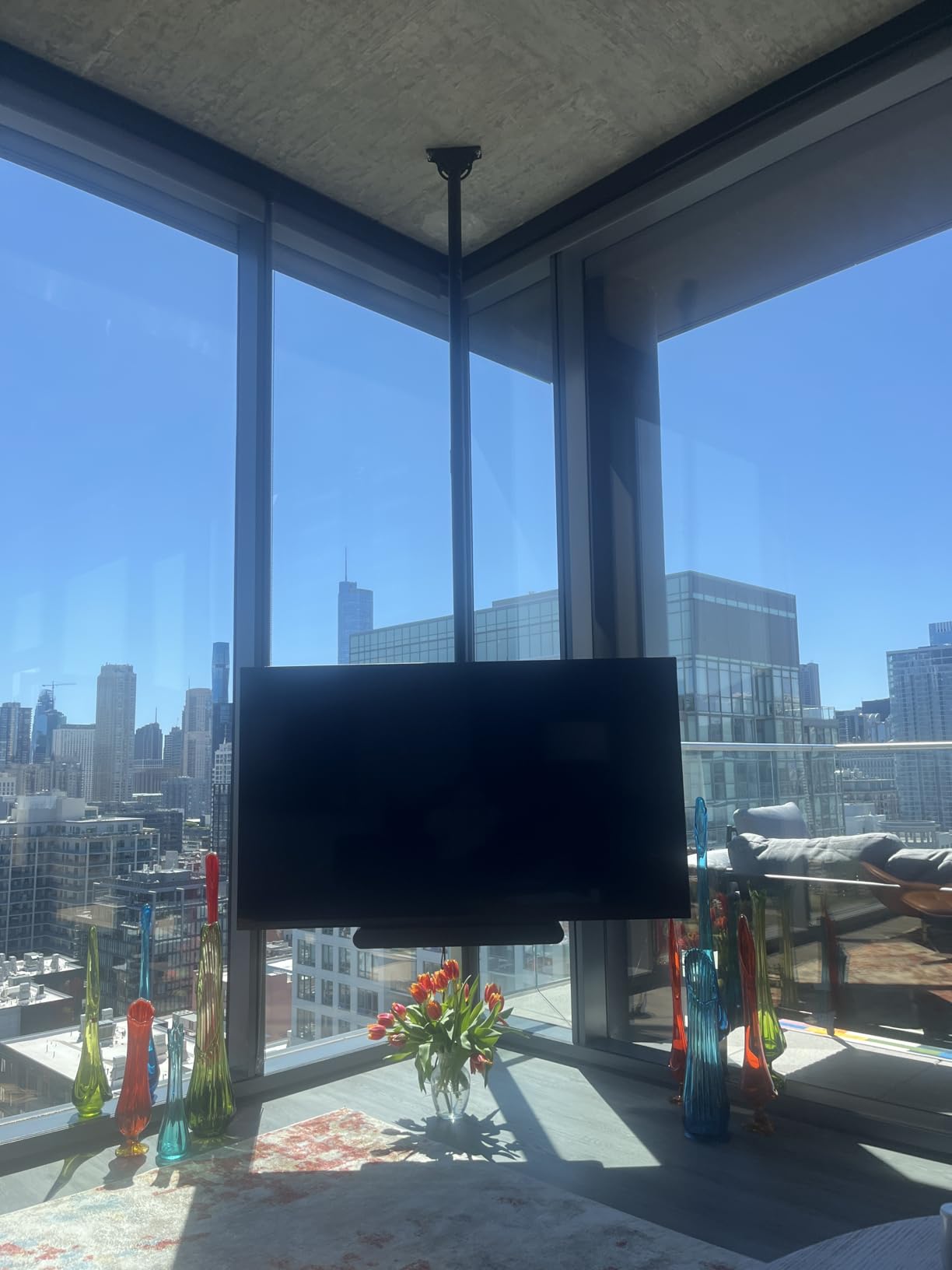 Mount-It Ceiling TV Mount Bracket, Fits 40-70 Inch Flat Panel Televisions, Adjustable Height Telescoping Tilt and Swivel, Mount on Vaulted Ceilings Up To VESA 600x400 (MI-509L) customer photo 1