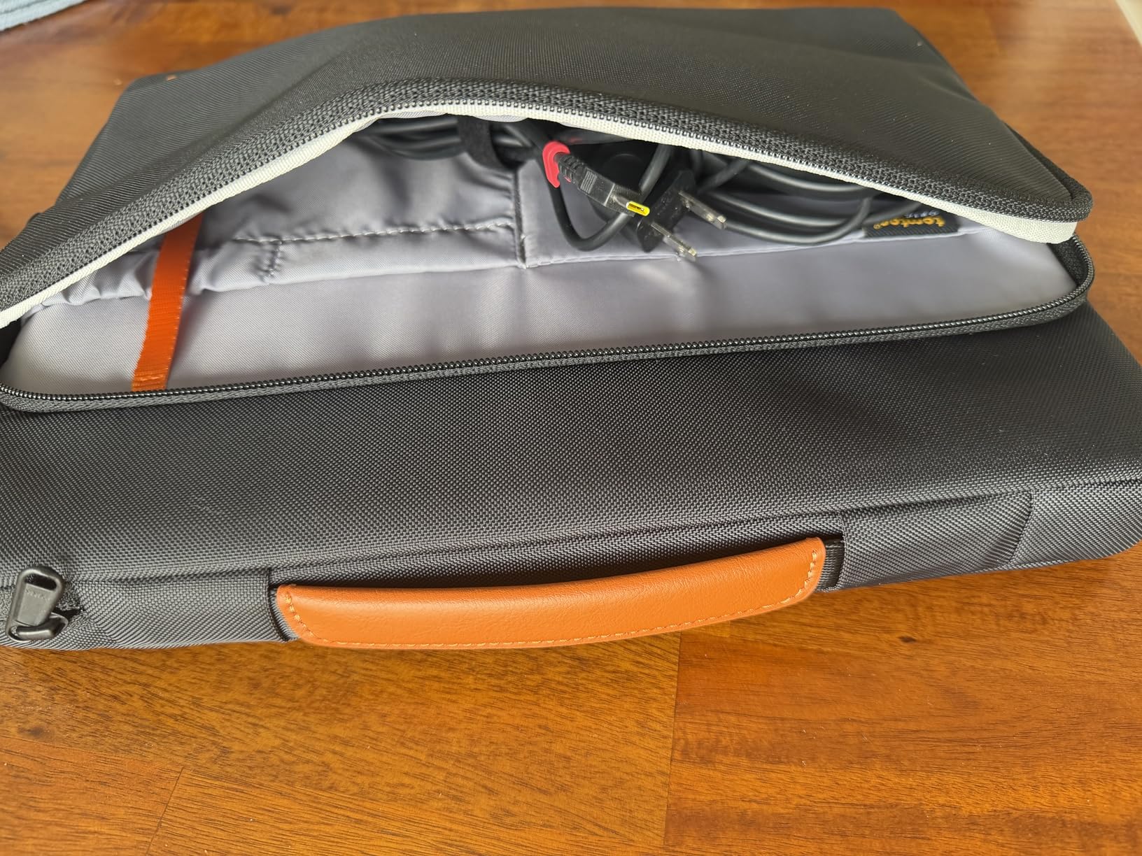 tomtoc 360° Protective Laptop Case for 13.5-14.4 Inch Surface Laptop Studio | Water-Resistant Laptop Bag Fits Surface Laptop 6/5/Studio 2/1, Acer Swift 14, ASUS Zenbook/Chromebook 14, HP EliteBook 14 customer photo 2