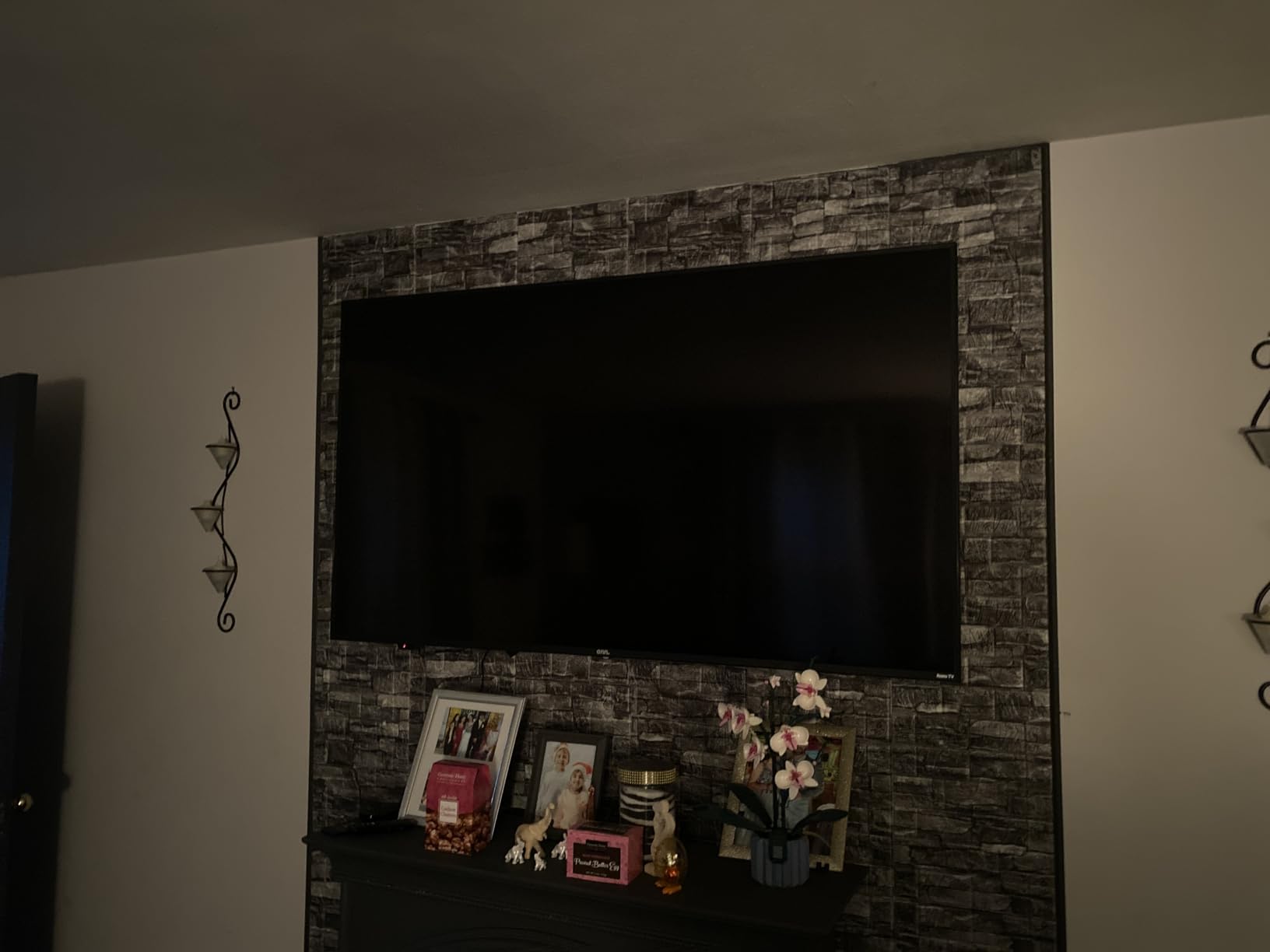 USX MOUNT UL Listed TV Mount Low Profile for Most 26-60