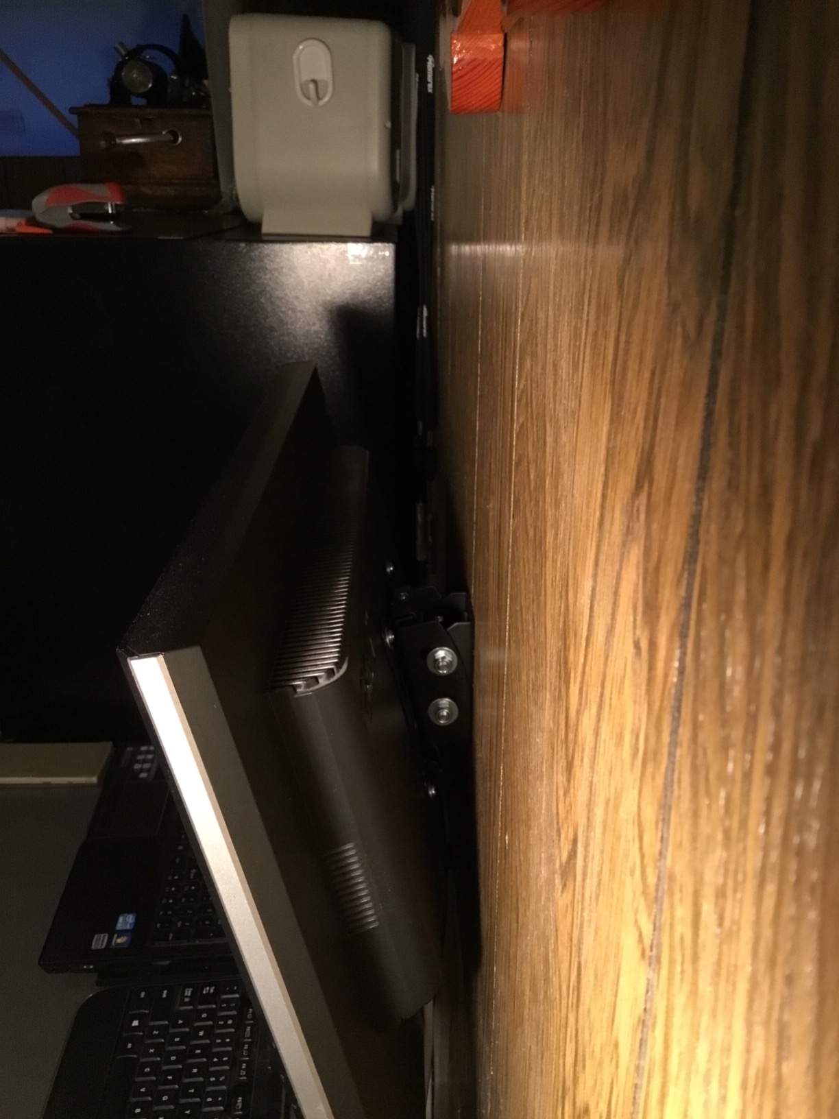 Mount-It! Tilting TV Wall Mount Bracket for Small TVs and Monitors, Low-Profile 1.4