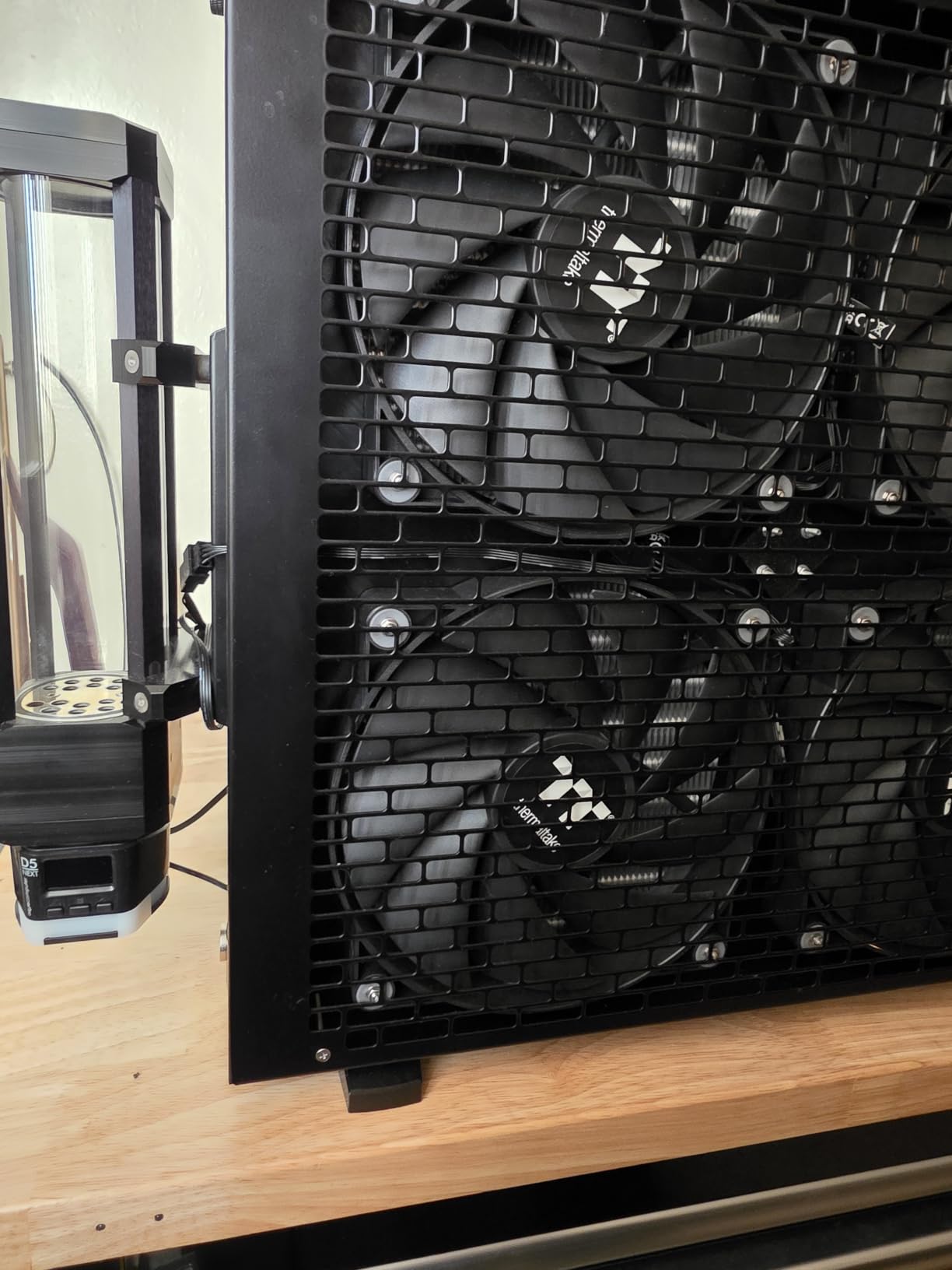 aqua computer compatible D5 NEXT Pumpe customer photo 1