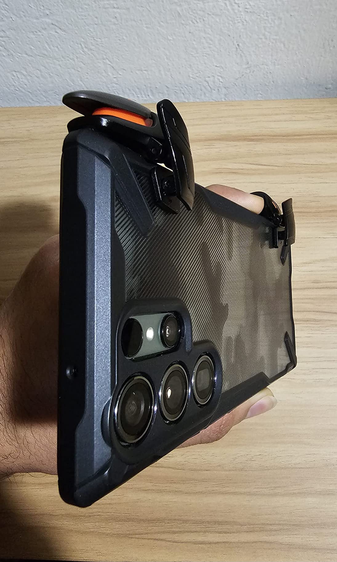 Newseego for Mobile Game Controllers, Phone Triggers for Mobile Phone, Sensitive Controller Joysticks Aim & Fire Trigger Keys for Rules of Survival (1 Pair Mobile Triggers) customer photo 1