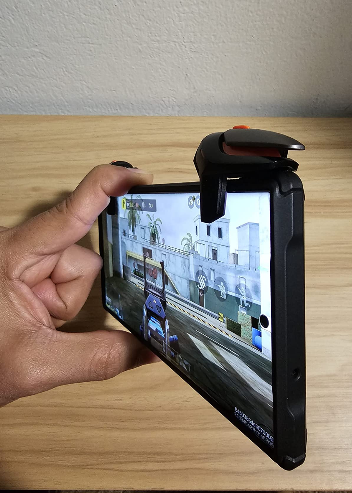 Newseego for Mobile Game Controllers, Phone Triggers for Mobile Phone, Sensitive Controller Joysticks Aim & Fire Trigger Keys for Rules of Survival (1 Pair Mobile Triggers) customer photo 2