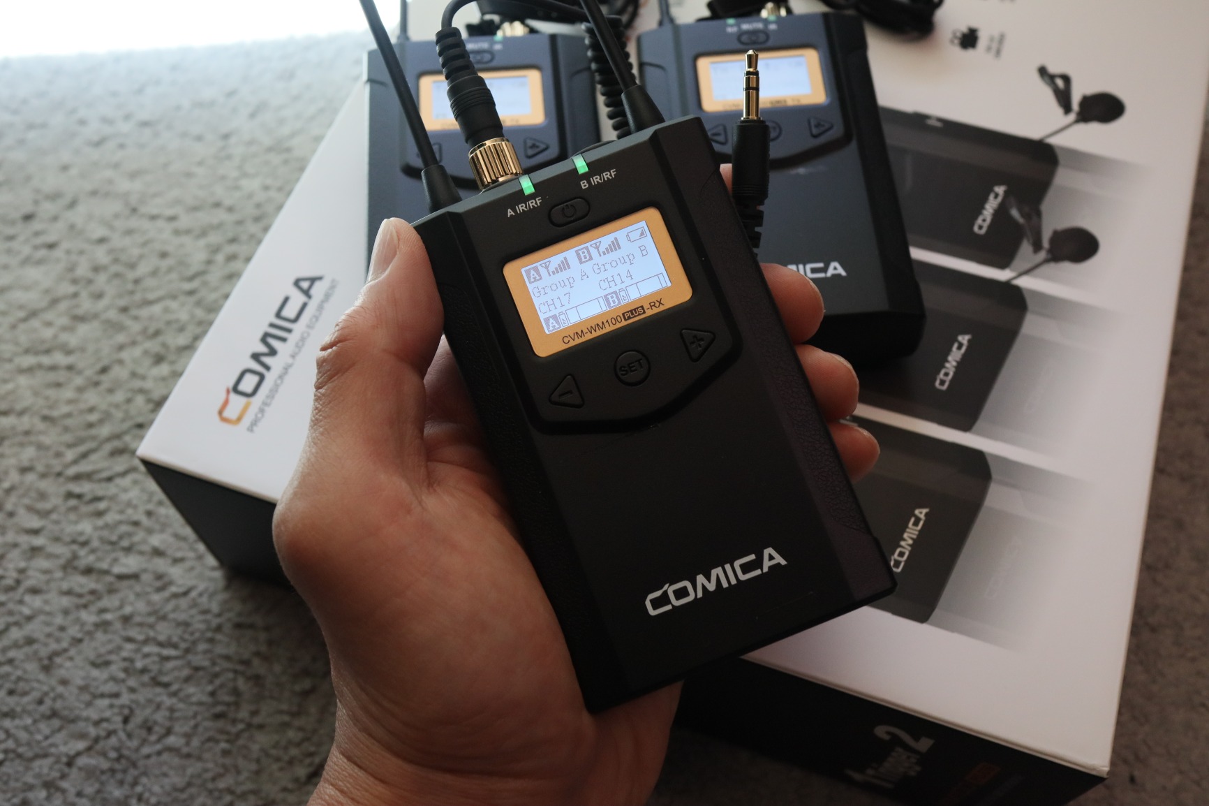 Comica CVM-WM100PLUS - Wireless Microphone System for Cameras, Camcorders, Smartphones, Laptops, Professional UHF Wireless Lavalier Lapel Microphone with Dual-Channel Recording, AA Batteries customer photo 1