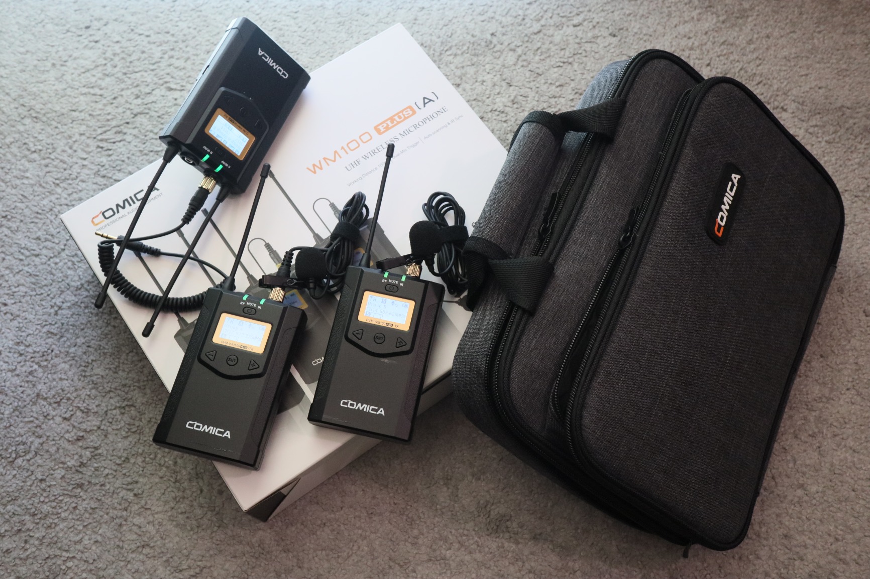 Comica CVM-WM100PLUS - Wireless Microphone System for Cameras, Camcorders, Smartphones, Laptops, Professional UHF Wireless Lavalier Lapel Microphone with Dual-Channel Recording, AA Batteries customer photo 2