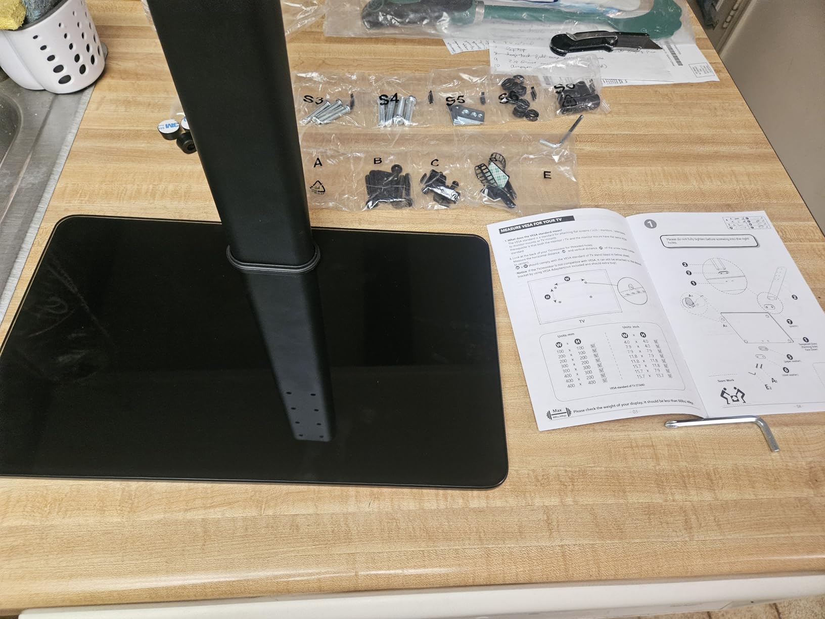 5Rcom Universal Swivel TV Stand for 27-60 inch Curved/Flat Screen TVs, Table Top TV Base Replacement Holds up to 88 lbs, Height Adjustable TV Stand Mount with Tempered Glass Base, MAX VESA 400x400mm customer photo 1