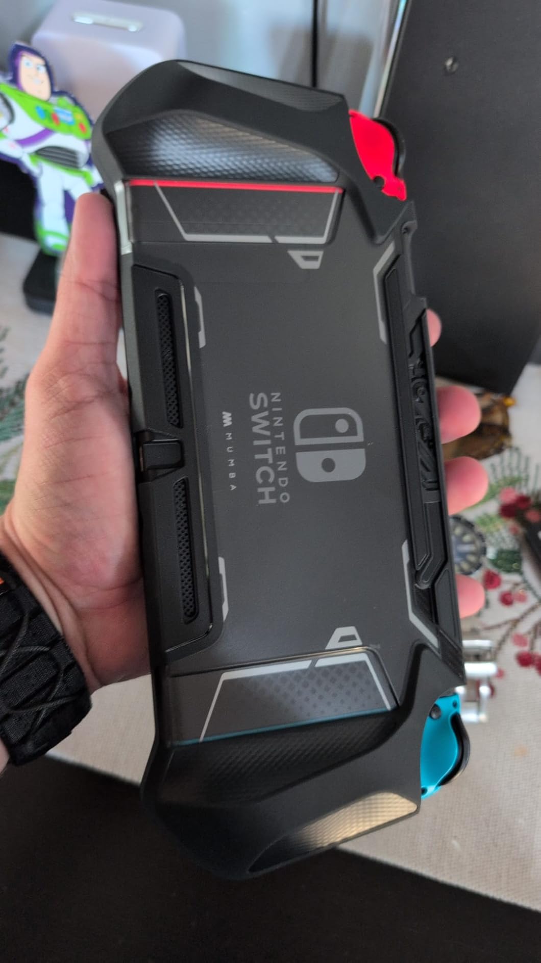 Mumba Dockable Case Compatible with Nintendo Switch 1 (2017 Release), [Blade Series] TPU Grip Protective Cover Case with Ergonomic Design and Comfort Grip,Accessories for Switch (Black) customer photo 1