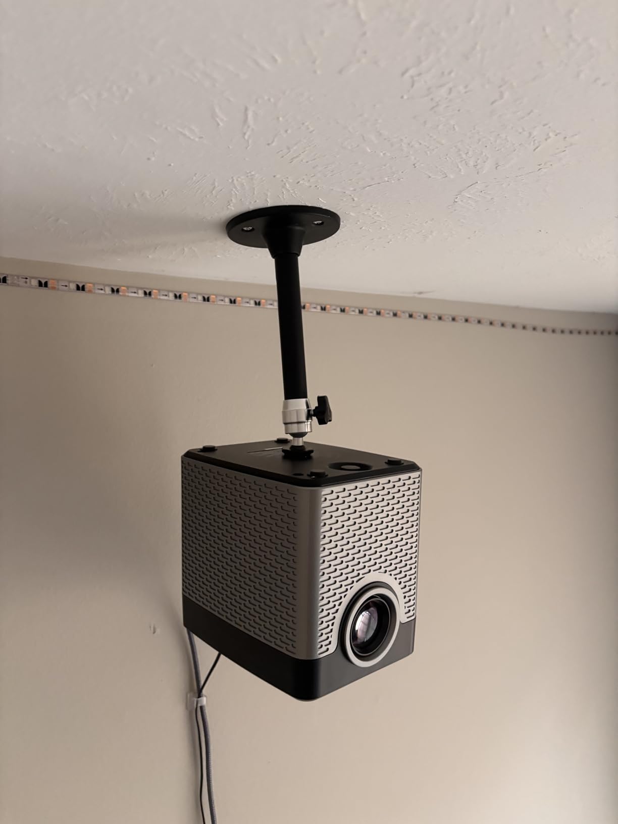 Mini Ceiling Wall Projector Mount Stand 175mm, Black | Projector Holder Compatible with QKK, DR.J, DBPOWER, Anker, VANKYO, AAXA, Jinhoo, PVO, TMY, AuKing and Most Other Mini Projectors customer photo 1