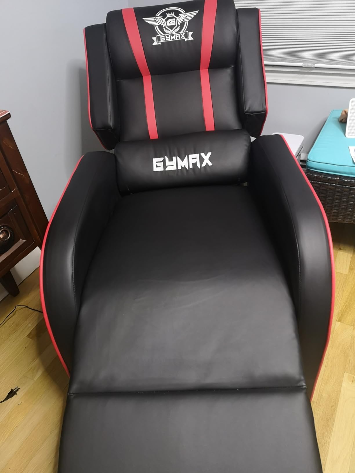 GYMAX Gaming Recliner, Massage Gaming Chair with Adjustable Footrest, Remote Control & Side Pocket, Ergonomic Game Lounge Chair, Racing Style Single Theater Seat Game Sofa for Adults (Red) customer photo 1