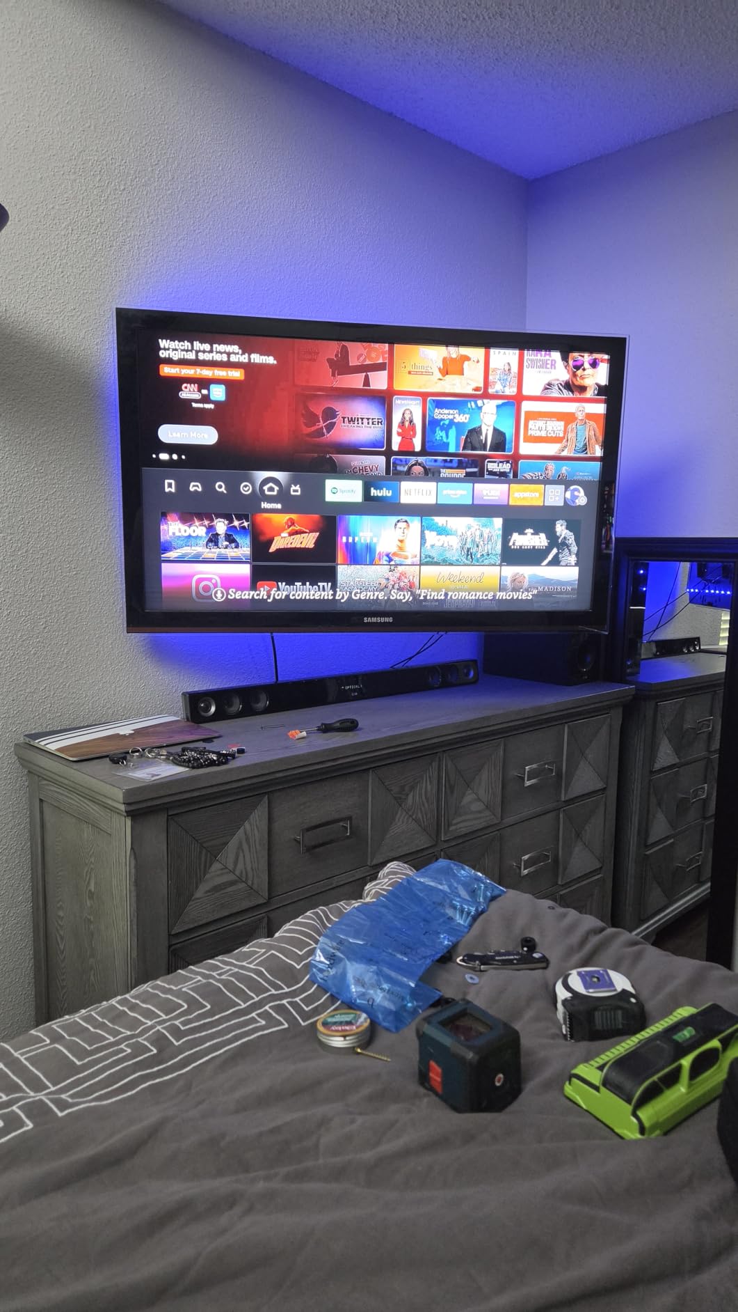 UL Listed TV Wall Mount for Most 42-90 Inch TV, Full Motion, with Swivel and Tilt, TV Bracket with Articulating Dual Arms, Fits 16inch Studs, Max VESA 600X400 mm, 100 lbs, MD2617 customer photo 1