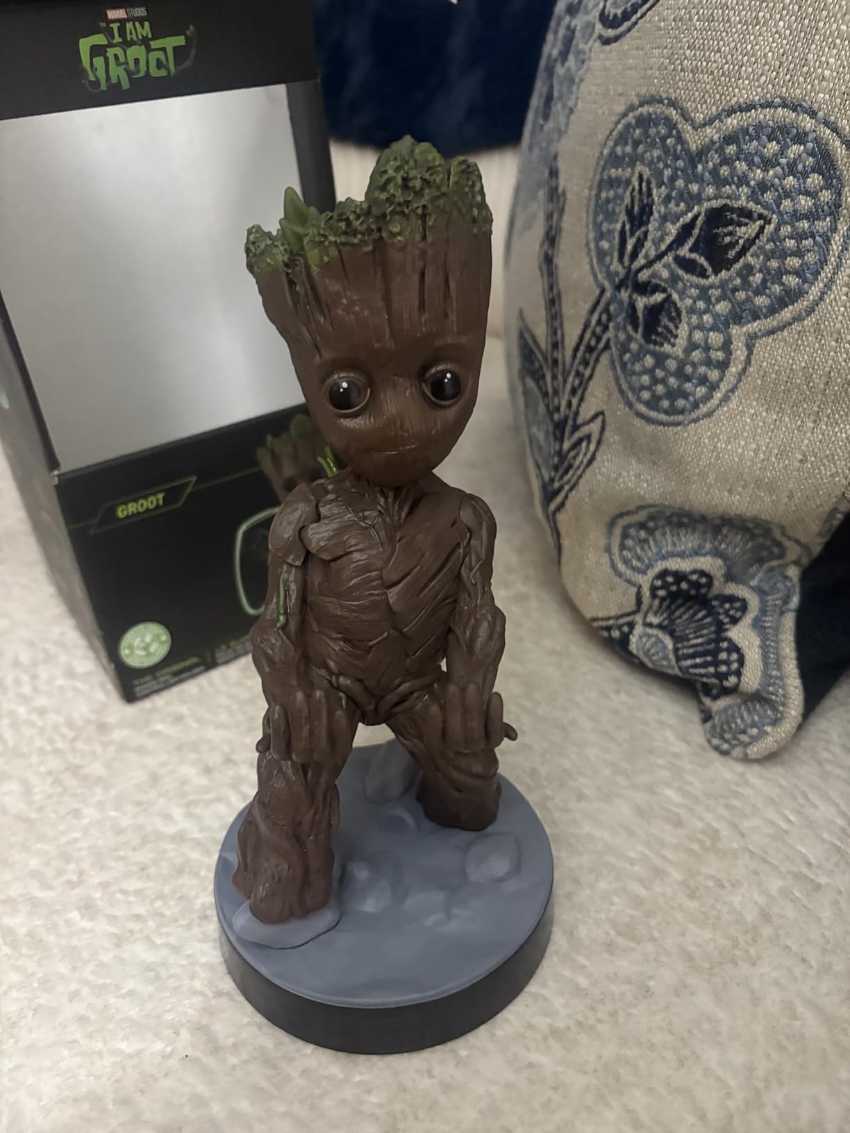 Exquisite Gaming: Guardians of The Galaxy: Toddler Groot - Original Mobile Phone & Gaming Controller Holder, Device Stand, Cable Guys, Marvel Licensed Figure, Black customer photo 1