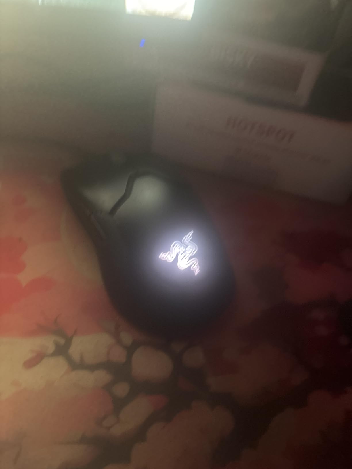 Razer Viper 8K Hz - Ambidextrous E-Sport Gaming Mouse with 8,000 Hz HyperPolling Technology (Optical Focus + Sensor with 20K DPI, Optical Mouse switches, 71g Light) - Black customer photo 1