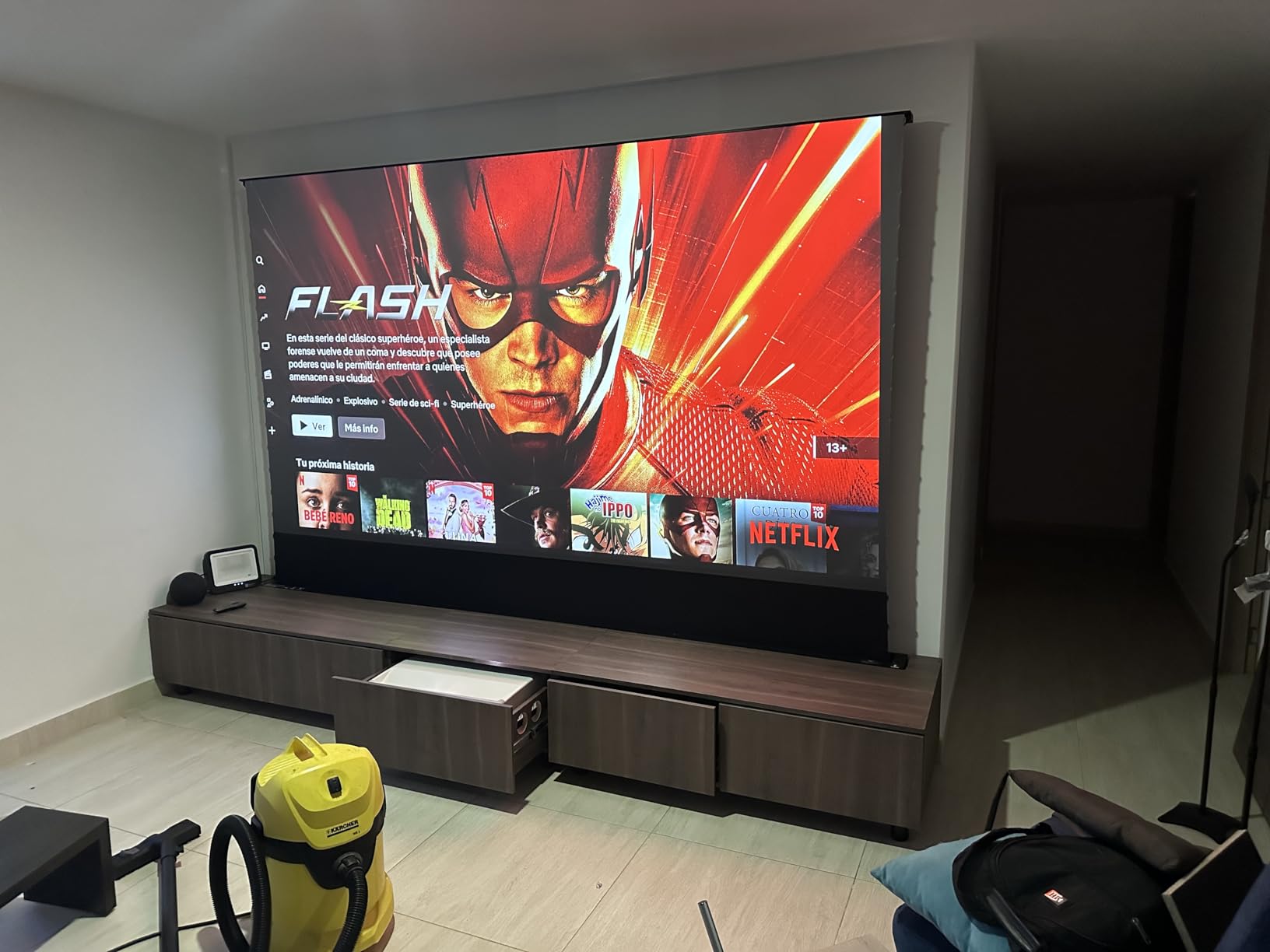 VIVIDSTORM UST ALR Projector Screen with Tensioned Flat Surface, 4K/8K HDR Ready, Smart Control via App and Remote, Wide Viewing Angle, Quiet Motorized Operation customer photo 1