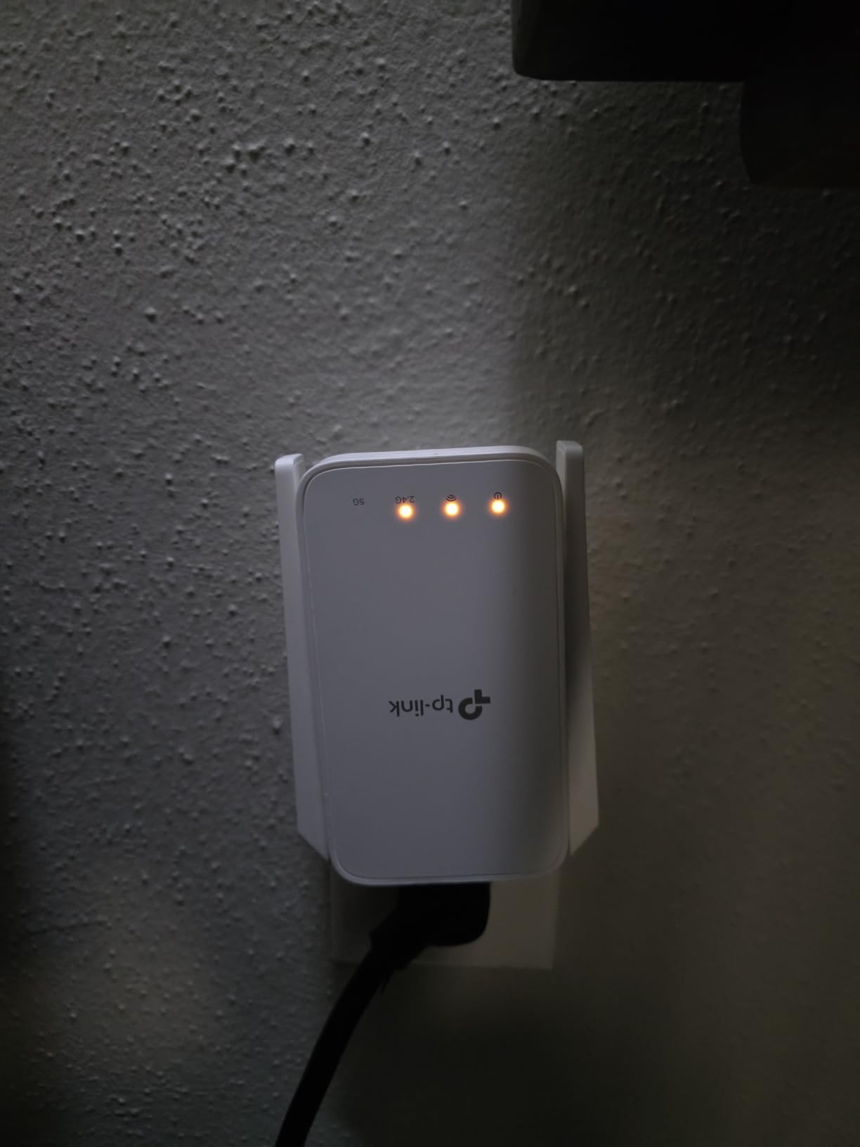 TP-Link AC1200 WiFi Extender (RE315) - 1.2Gbps Dual Band, Up to 1600 Sq.ft and 32 Devices, EasyMesh Compatible, One Ethernet Port customer photo 2