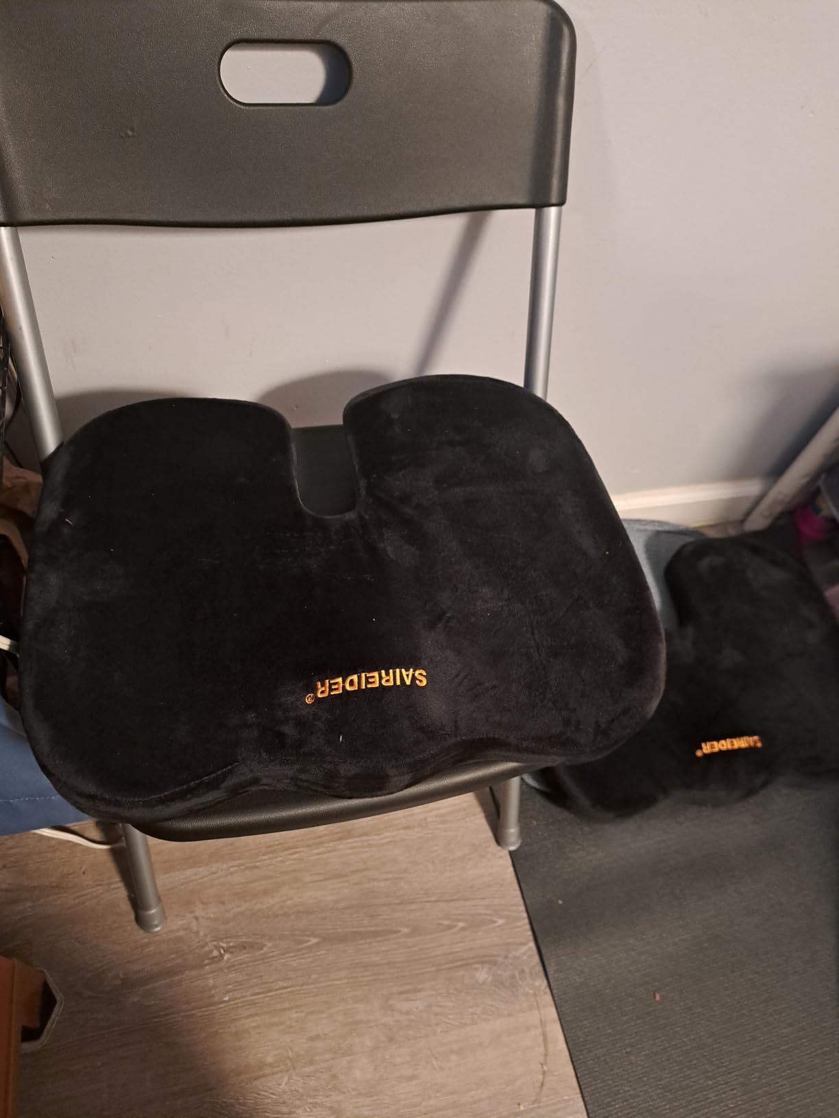 SAIREIDER Office Chair Cushion, Car Seat Cushion, Memory Foam Coccyx Cushion Pads for Tailbone Pain, Sciatica Relief Pillow, Correct Sitting Posture (Black) customer photo 2