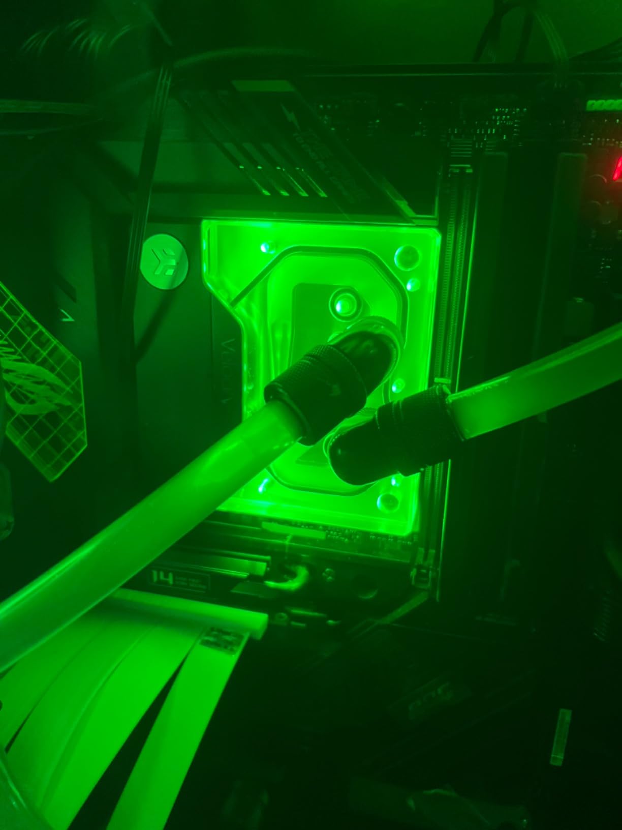 EKWB EK-Quantum Velocity 2 CPU Water Block D-RGB - 1700, Nickel/Plexi customer photo 2