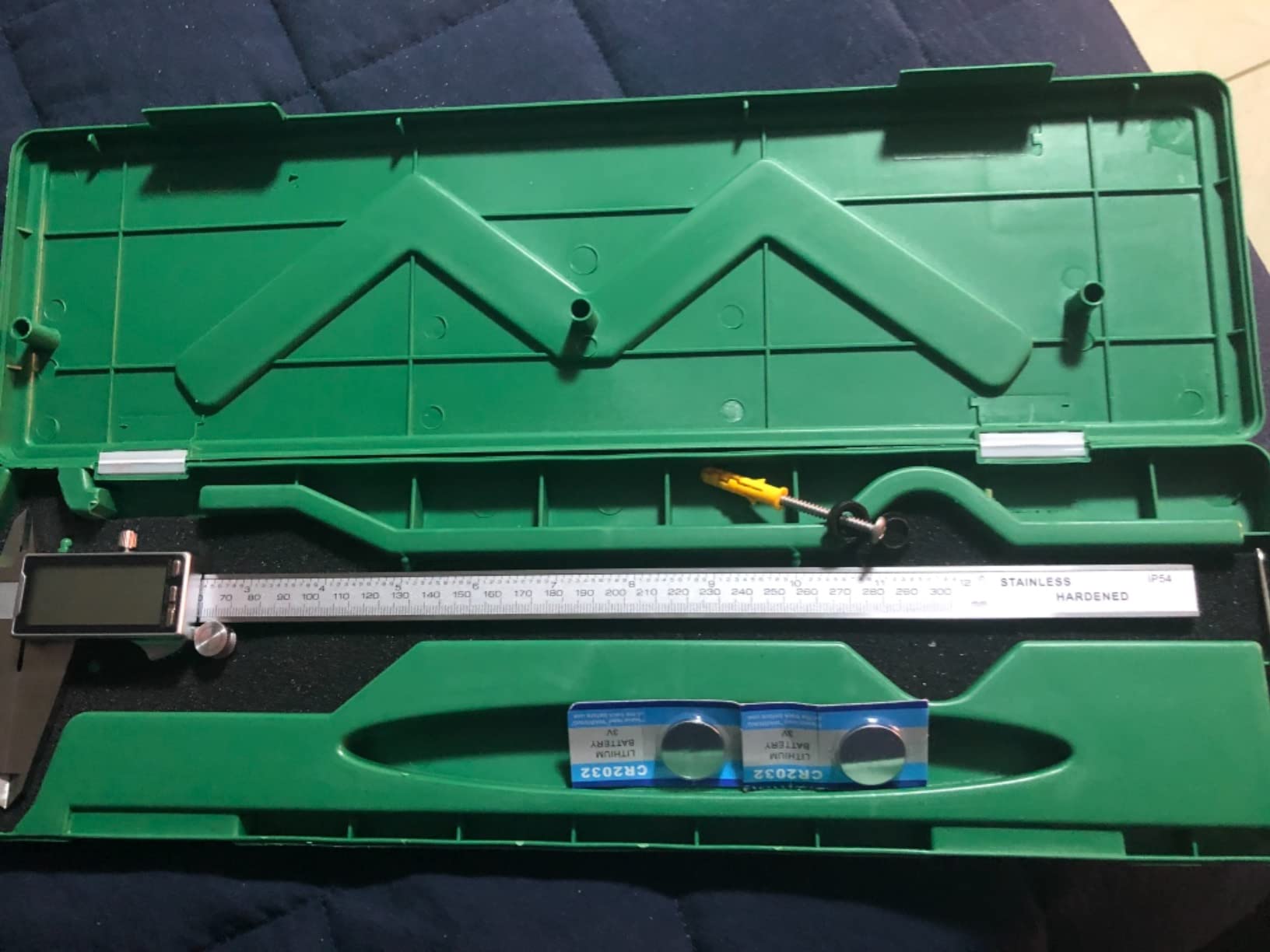 Raynesys Electronic Digital Caliper 6