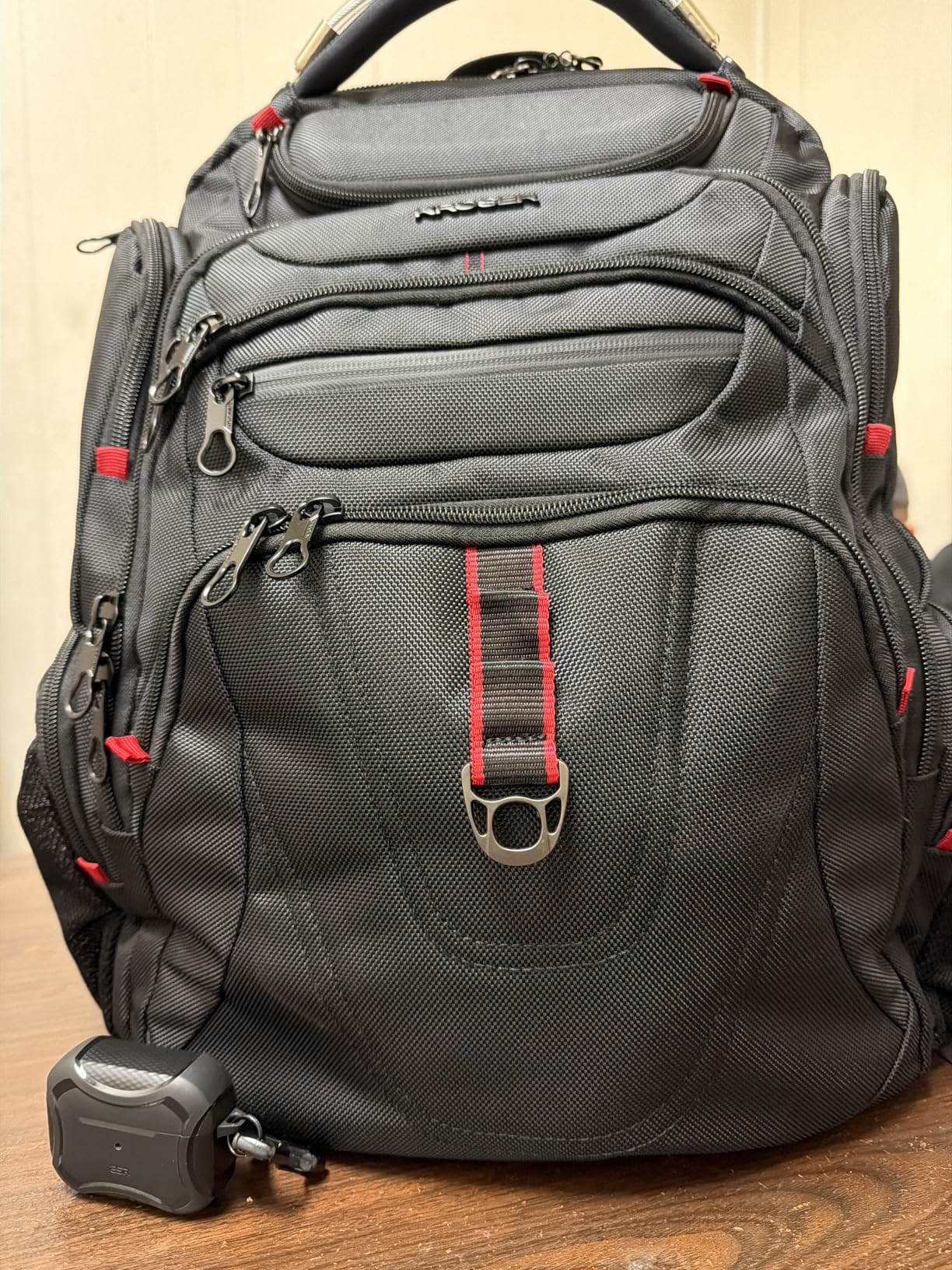 KROSER TSA Friendly Travel Laptop Backpack 18.4 inch XXXL Gaming Backpack Water-Repellent College Daypack Business Backpack with RFID Pockets & USB Port for Men/Women-Black | TSA Friendly customer photo 1