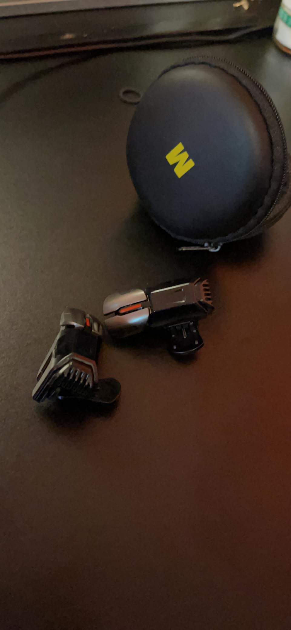 PUBG Mobile Triggers 13 in 1 Combo, 4 Gaming Triggers Mobile Phone Game Controller for PUBG/Knives Out/Call of Duty/Rules of Survival, Aim & Fire Trigger for iPhone & Android Phone (L2R2 gaming trigger, 6 fingers operation) customer photo 1