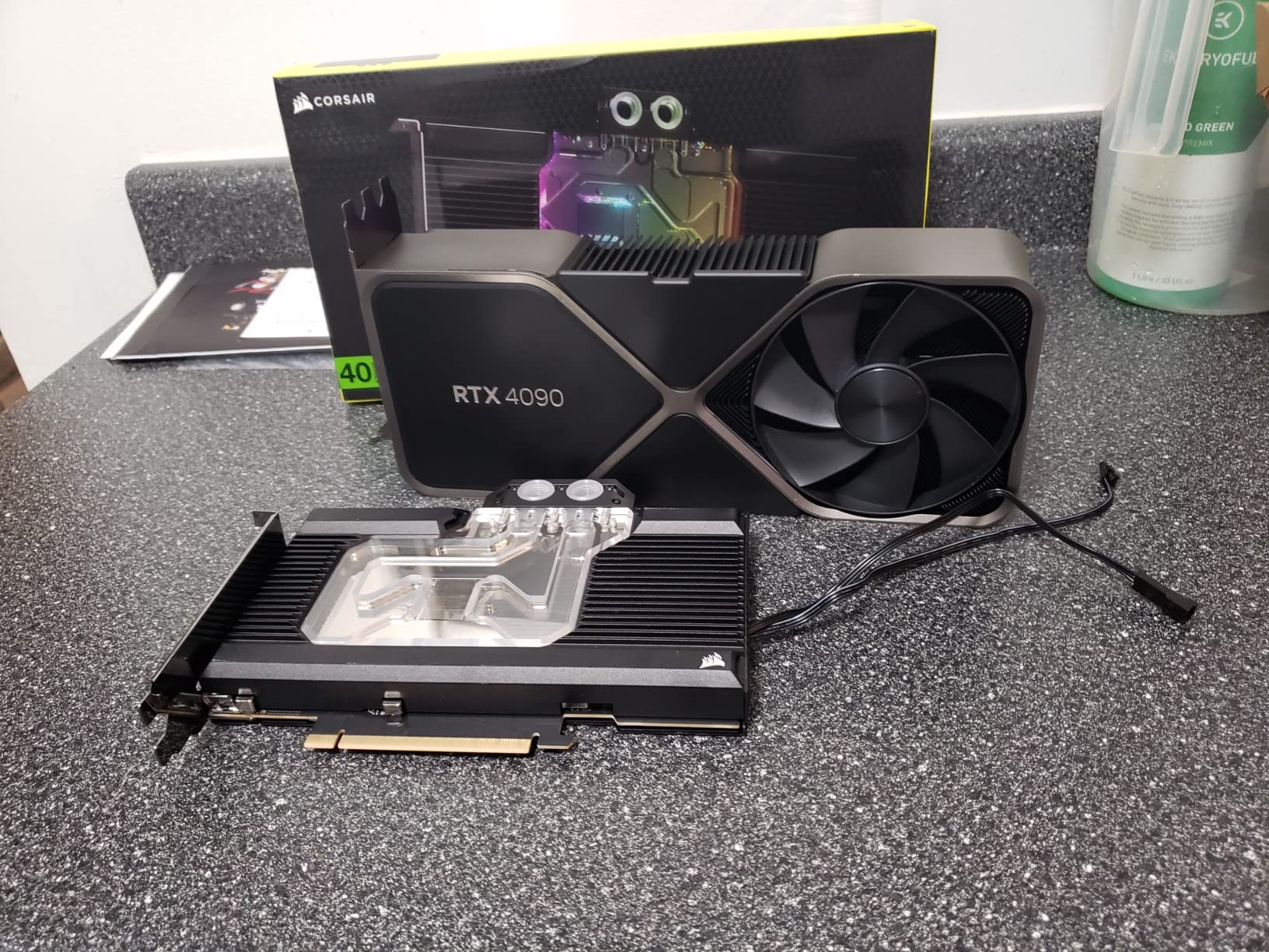 Corsair Hydro X Series XG7 RGB 4080 SUPRIM/Trio GPU Water Block - for MSI GeForce RTX 4080 SUPRIM and Gaming Trio Cards - Nickel-Plated Copper - Included Backplate & 5V ARGB Adapter Cable - Black customer photo 2