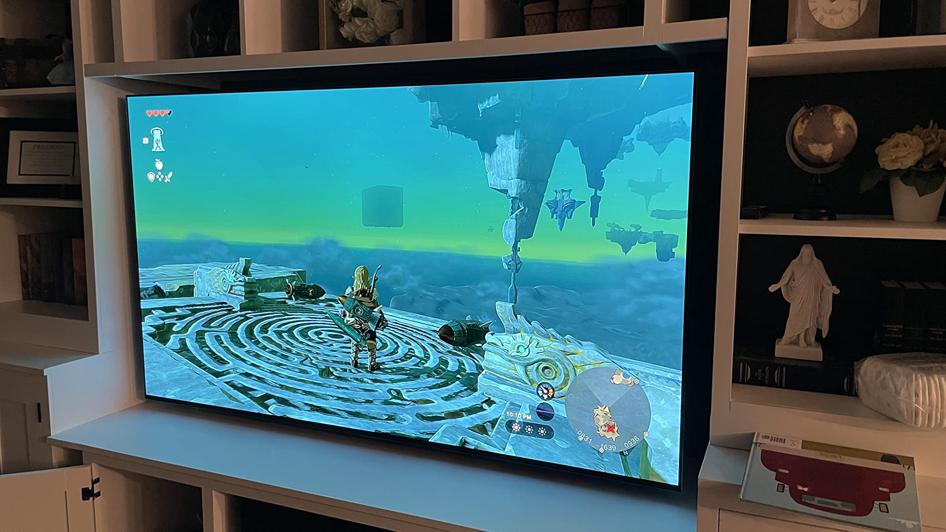 LG C3 Series 42-Inch Class OLED evo 4K Processor Smart TV for Gaming with Magic Remote AI-Powered OLED42C3PUA, 2023 with Alexa Built-in customer photo 1