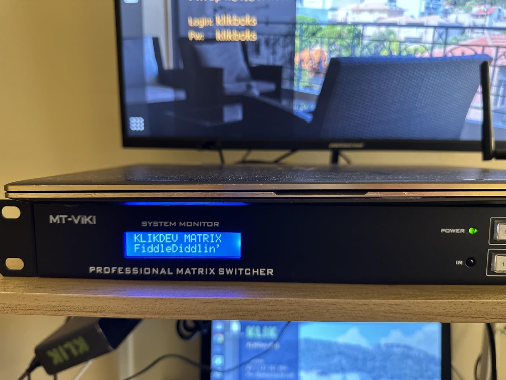 MT-VIKI 4K HDMI Matrix Switch 4x4 with Audio Extraction +Web GUI+ Remote, Rack Mount Switcher & Splitter, 4K@30Hz, EDID, RS232, LAN Port, APP for Conference Room, Church (4 in 4 Out) customer photo 1