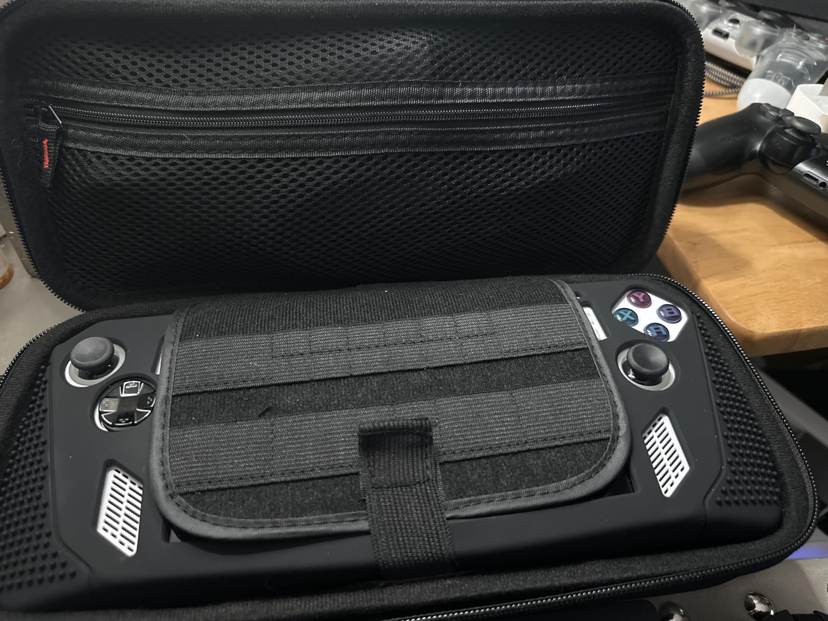 ButterFox Large Carry Case Bag For ASUS Rog Ally Handheld 2023 and Rog Ally X with Built-in Stand, Fits Charger, Large Accessories Pocket for 65W Battery Bank, Slim Mouse and HDMI Cable (Black) customer photo 2