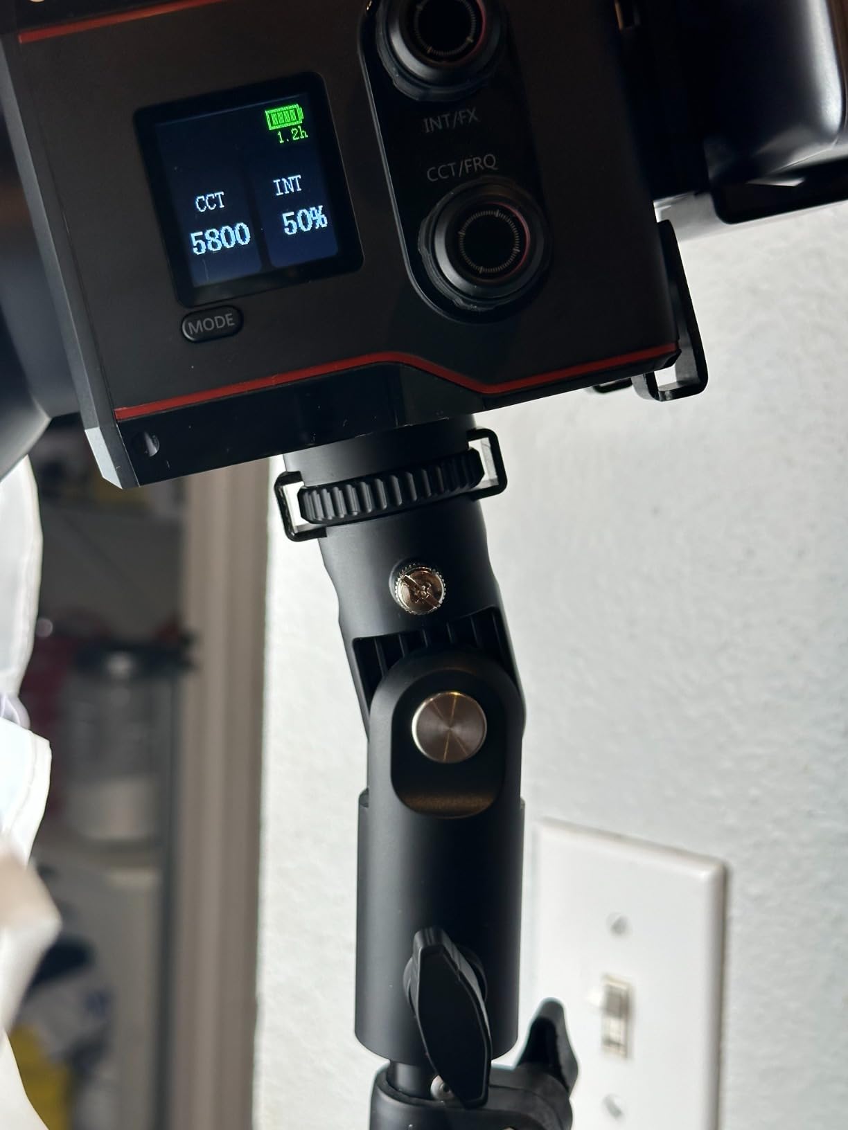 SmallRig RC 60B COB Video Light, 49Wh Battery 45min Runtime, 63W 11200lux CRI 97+ Bicolor LED Video Light, Portable Palm-Sized Continuous Output Light, for Photography/Video/Studio, Mobile Version customer photo 2