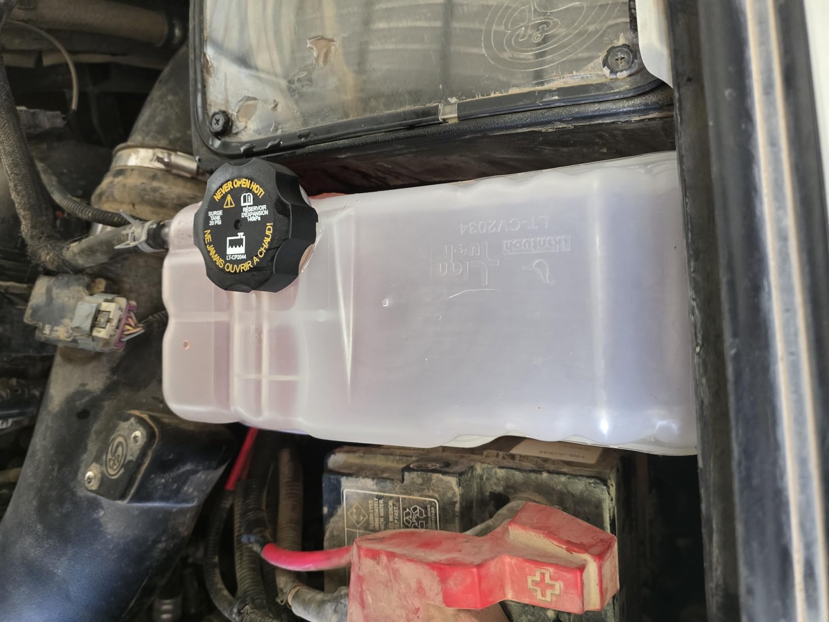 TRQ Radiator Coolant Reservoir Overflow Bottle with Cap | For 2020-2025 GMC Sierra 2500 3500 HD Chevy Silverado 2500 3500 HD V6 6.6L Gas Engine customer photo 2