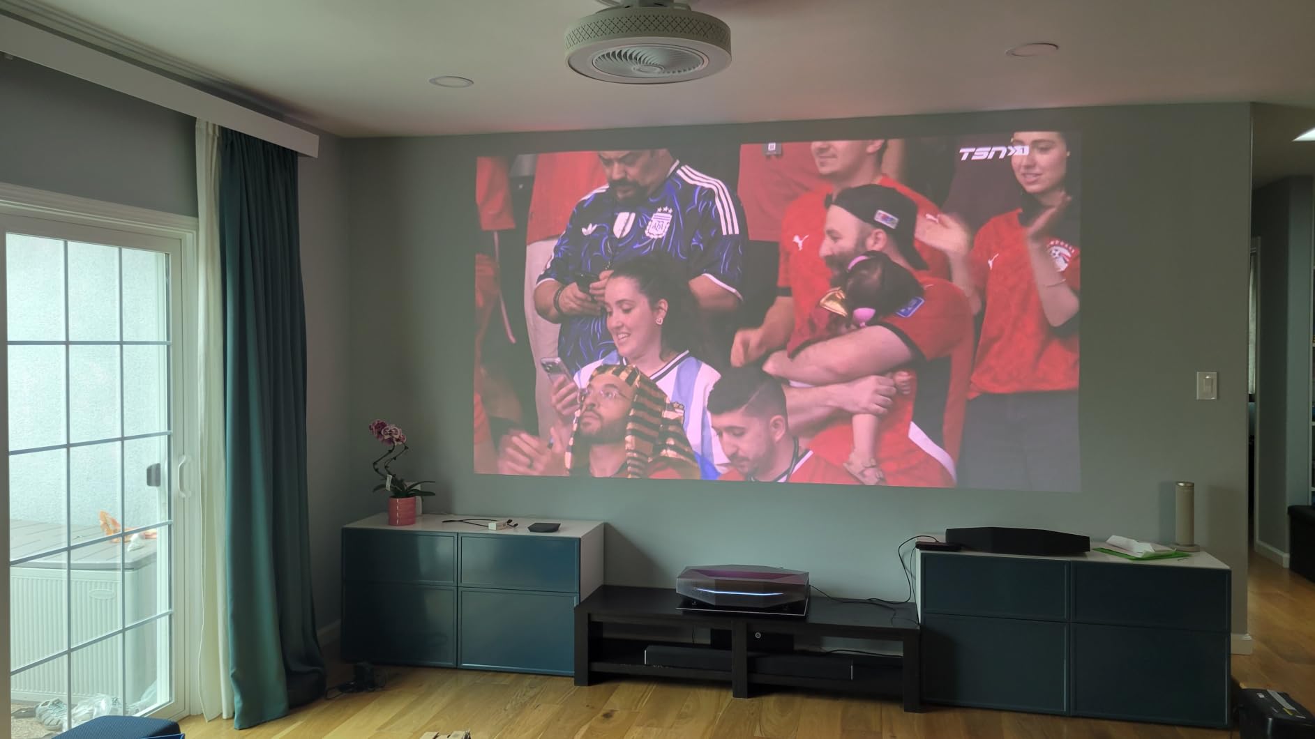 AWOL VISION LTV-3000 Pro 4K 3D Ultra Short Throw Triple Laser Projector customer photo 2