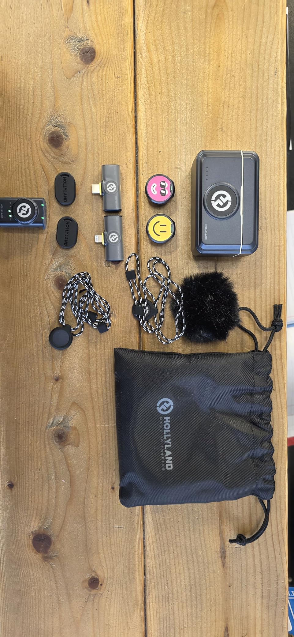 Hollyland Lark M2 Wireless Lavalier Microphone for iPhone/Android/Camera/PC/Laptop with Lightning/USB-C Plug, 48KHz 24Bit, 1000ft Range, Noise Cancel, 40H Battery for Video Recording (Combo Version) customer photo 2