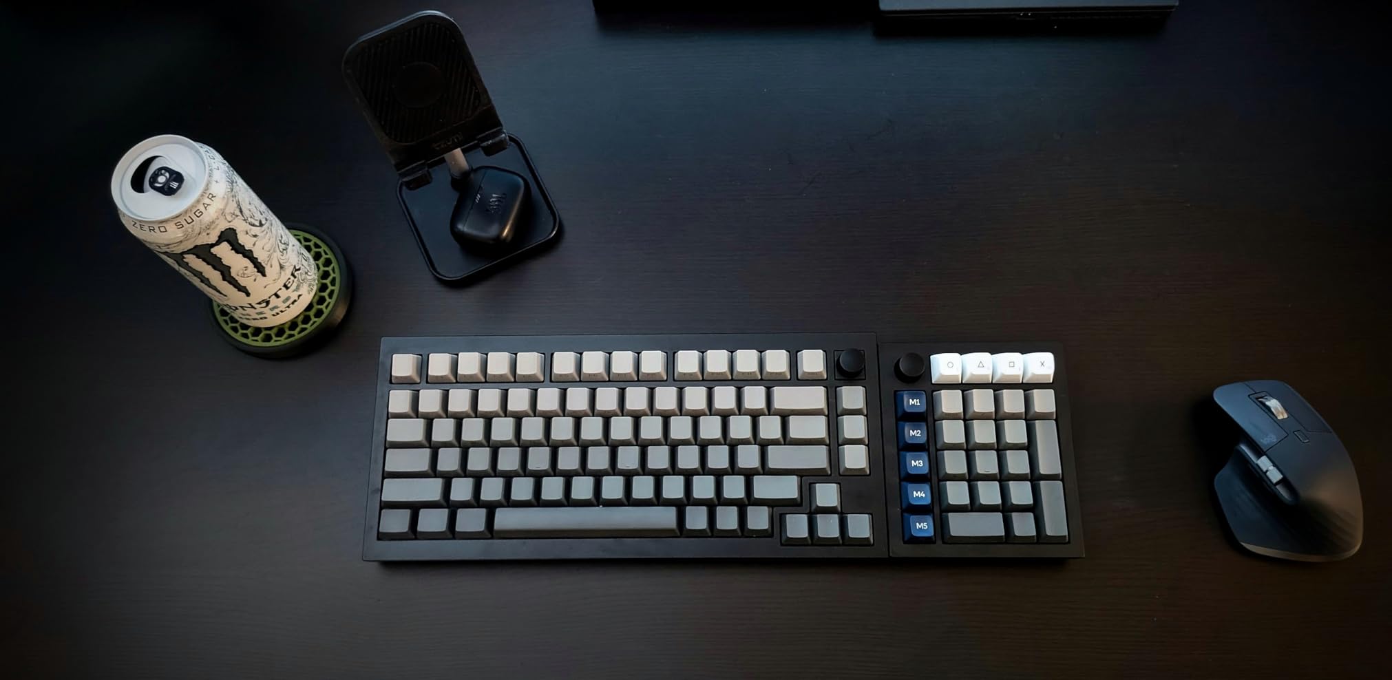 Q0 Max Wireless Custom Mechanical Numpad, 2.4 GHz/Bluetooth 5.1/Wired QMK Number Pad, RGB Hot-Swappable with Gateron Banana Switch for Laptop Mac Windows Linux - Black customer photo 1
