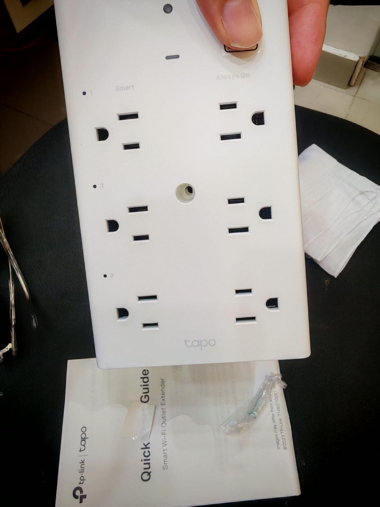 TP-Link Tapo Smart Plug Outlet Extender, Surge Protector, 18W Fast Charging, 3 Individual Smart Outlets, 1x USB-C & 2X USB-A, Smart Night Light, Works w/Apple HomeKit, Alexa & Google Home, Tapo P306 customer photo 2