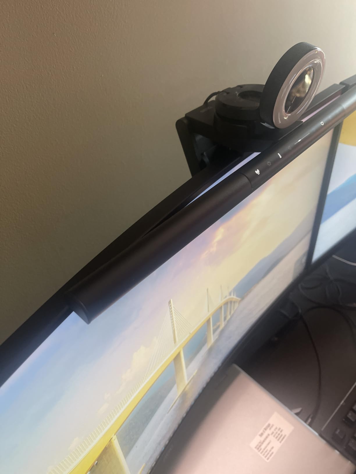 BenQ ScreenBar Pro LED Monitor Light Bar (Black) - Ultrawide Lighting, Motion Sensor, Adjustable Brightness/Color Temperature, Eye-Care USB-C Monitor lamp, No Glare, Curved Monitors customer photo 2