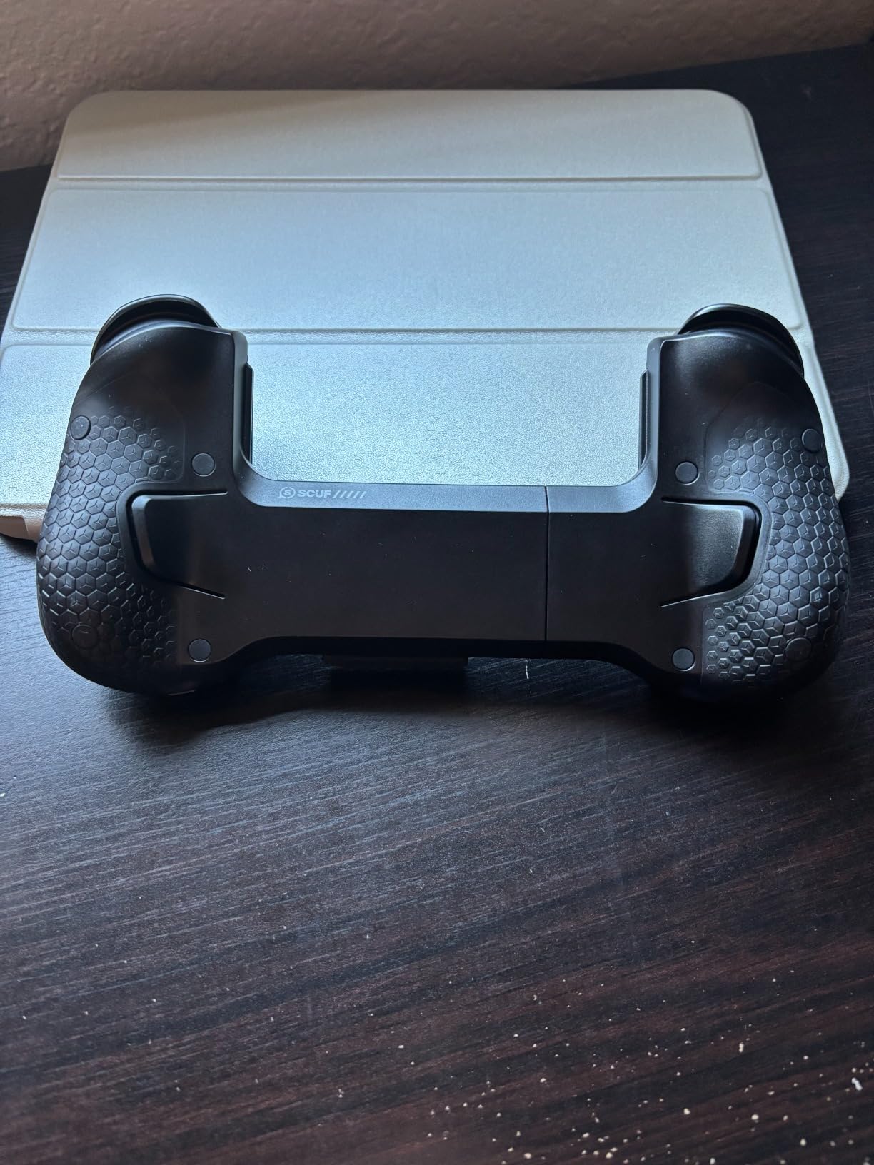 SCUF NOMAD Wireless iPhone Mobile Gaming Controller - Customizable Paddles - Anti-Drift Thumbsticks - Bluetooth 5.0 Connectivity - PS Remote, Xbox Game Pass, Apple Arcade, Steam Link - Black customer photo 1