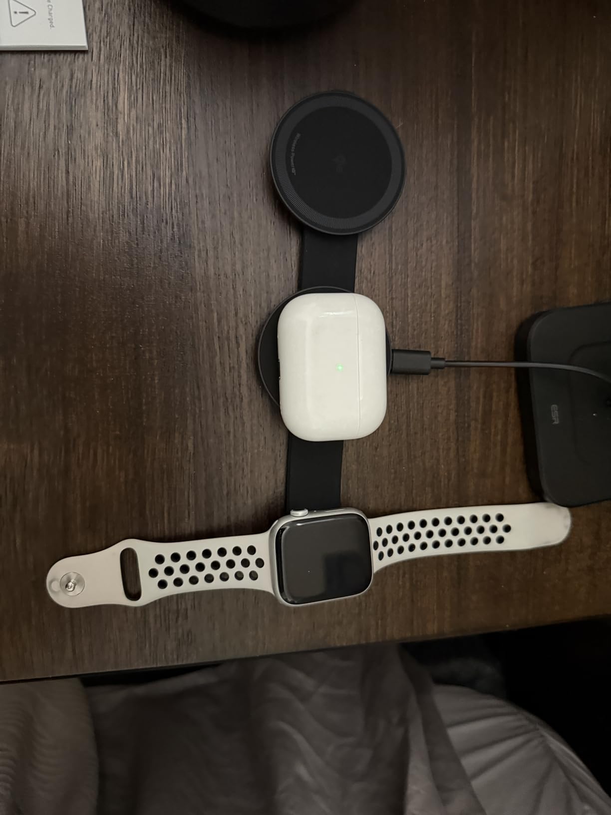 Anker MagGo UFO 3-in-1 MagSafe Compatible Qi2 15W Charging Station | Foldable Travel Design, Wireless Pad for iPhone 17 / 16 Series, AirPods, Apple Watch, and More (Not a Power Bank) customer photo 2