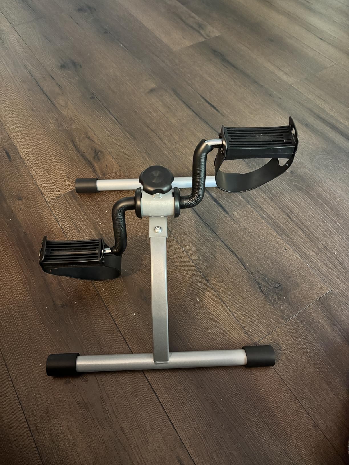 RYGEO Pedal Exerciser Mini Exercise Bike for Leg and Arm Recovery Exercise Lightweight and Portable Floor Bike customer photo 2