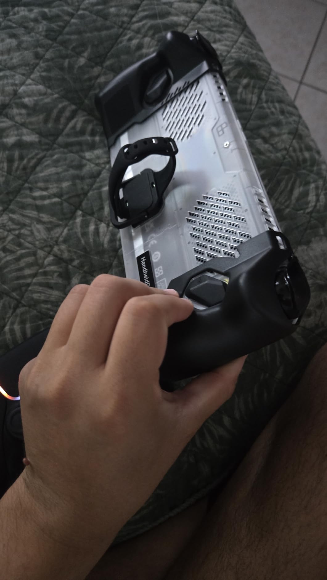 Ergo Comfort Grips Case for the ASUS ROG Ally Z1 & Z1 Extreme Protective Gripcase customer photo 1