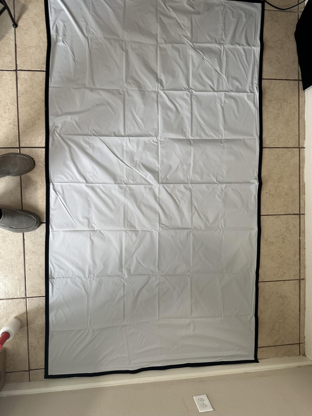 High gain 120 Inch Projector Screen - Wall Mounted - 2.6X Brightness and High Contrast 30% ALR -16:9 White Screen - by IOLIEO customer photo 2