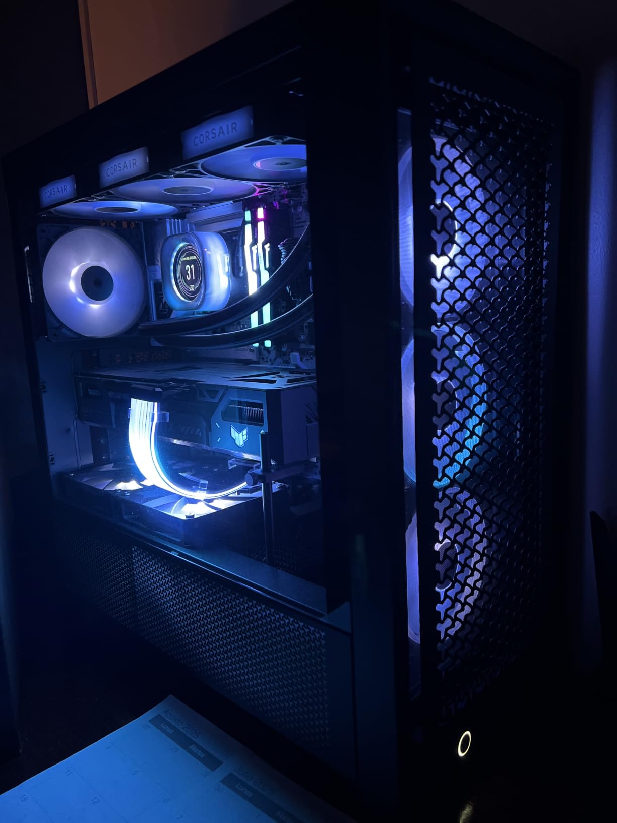CORSAIR Titan 360 RX LCD Liquid CPU Cooler, 360mm AIO, Low-Noise FlowDrive Cooling Engine, 3X RX120 RGB Fans, System Hub Included, Black customer photo 2