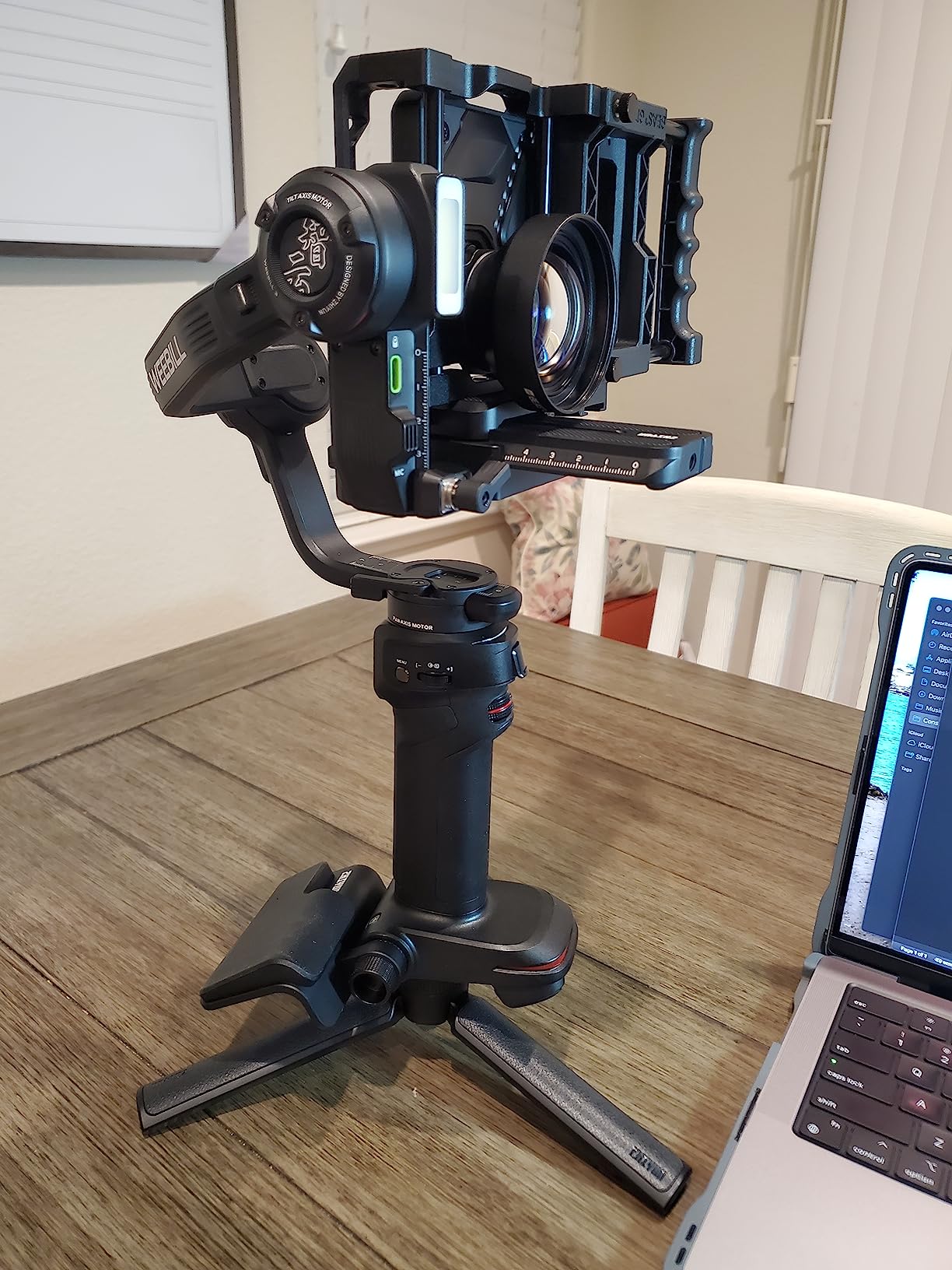 Zhiyun Crane 4E Camera Gimbal Stabilizer for Canon/Nikon/Sony with Tripod, Handheld 3 Axis DSLR Gimbal Stabilizer, Native Vertical Shooting, Video Recording, Specialty Expansion, Light Gray customer photo 1