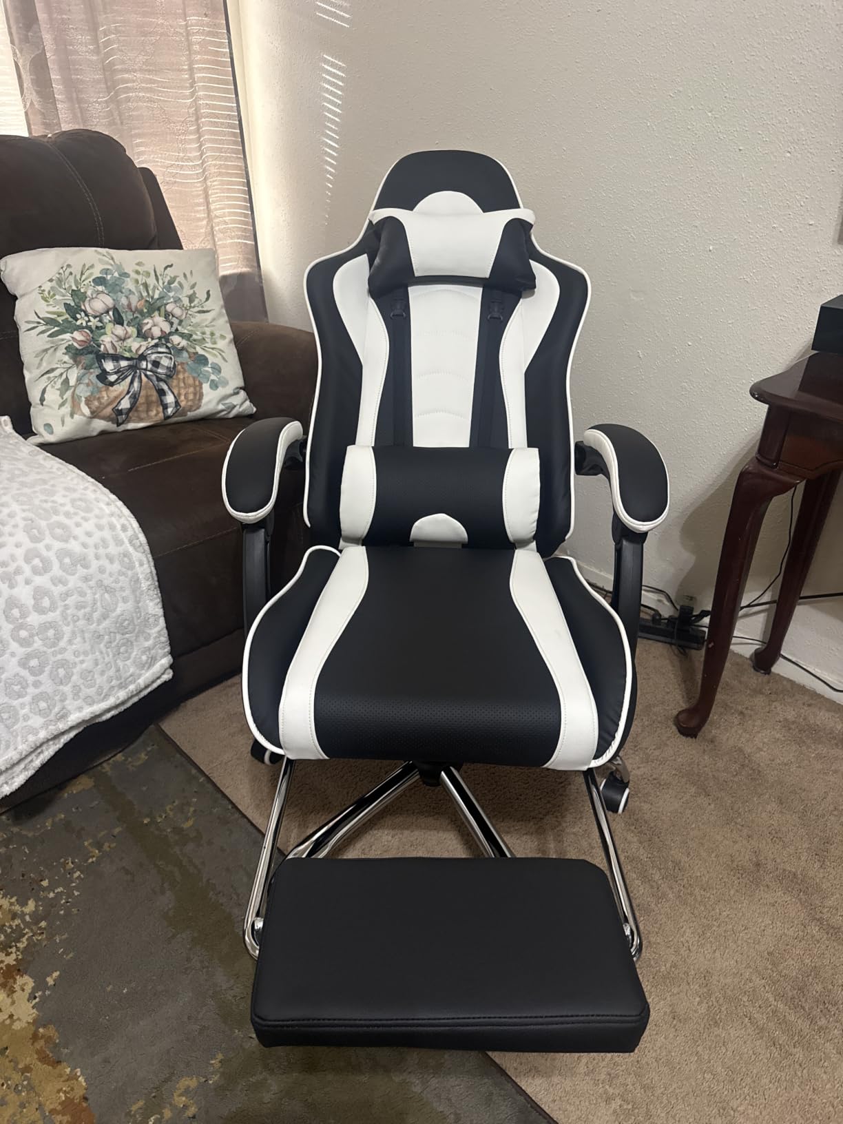 Yaheetech Gaming Chair with Electric Massage Lumbar Support, Footrest & Headrest - Ergonomic High Back Recliner for Home Office, Computer Desk Chair, Height Adjustable, 300 lbs, Black/White customer photo 1
