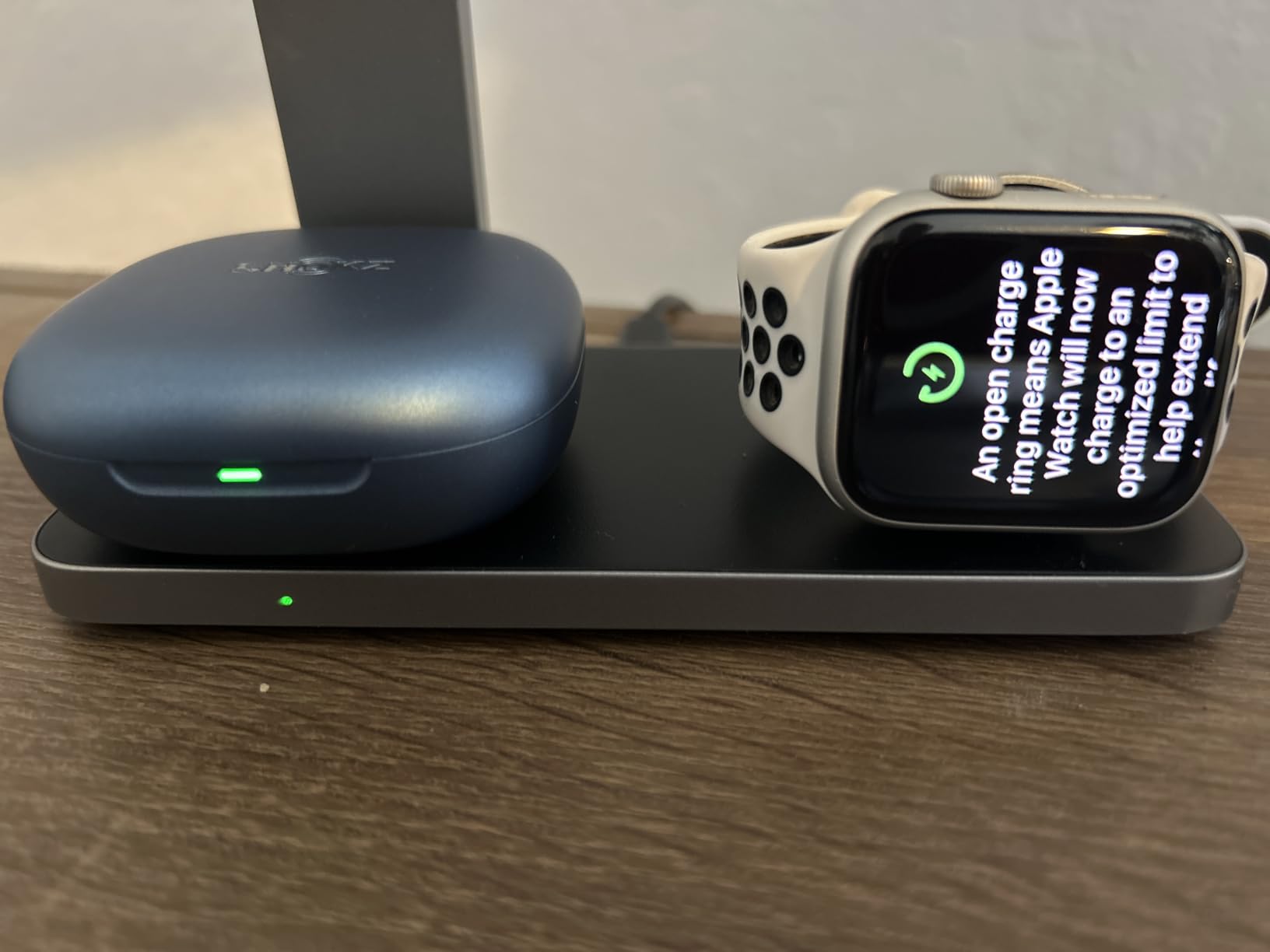UEQ Foldable 3 in 1 Wireless Charging Station for Apple MagSafe Charger Stand, Fast Magnetic Wireless Charger Station for iPhone 17 Air 16 15 14 13 12 Series, AirPods Pro, Apple Watch Ultra (Pure Black) customer photo 2