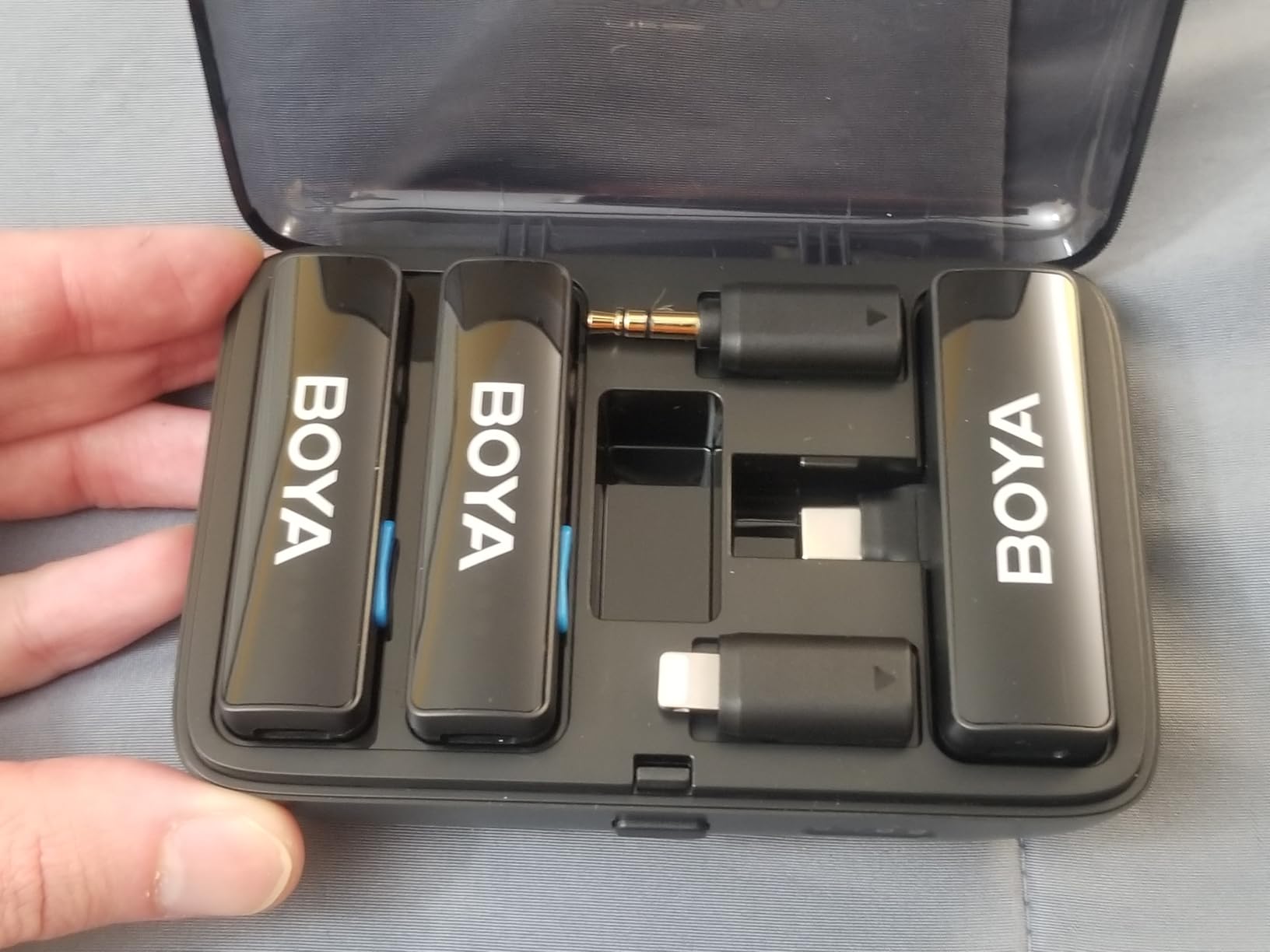BOYA BOYALINK 2 Wireless Lavalier Microphone for iPhone/Camera/Android/PC | 3-in-1 RX, Mini Lapel Mic, 48kHz 24bit, 1000ft, 30h Use, 2 Level Noise reduction, Clip on Mic with USB-C/Lightning/3.5mm Plug customer photo 2