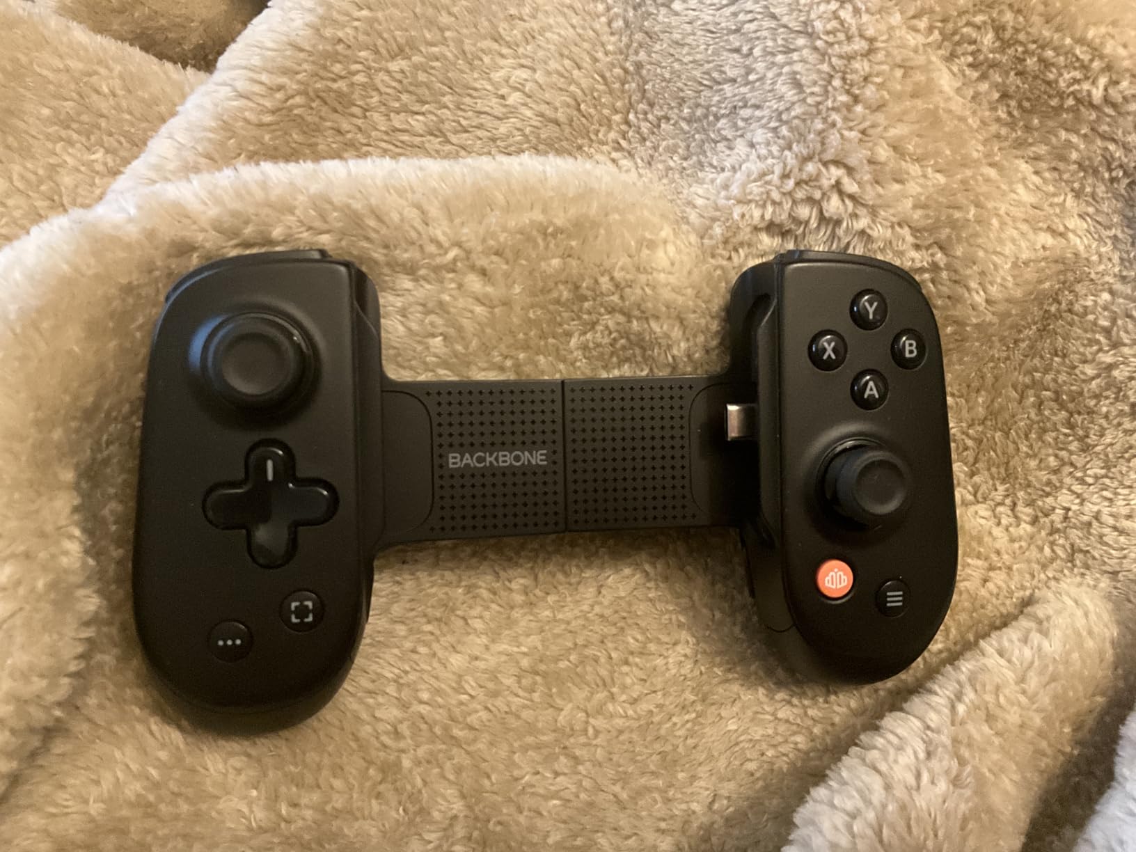 BACKBONE Pro Gaming Controller | For iPhone 15/16/17 & Android, USB-C, Bluetooth, & Wired, Stream Xbox, Play Call of Duty, PlayStation via iOS Remote Play customer photo 1