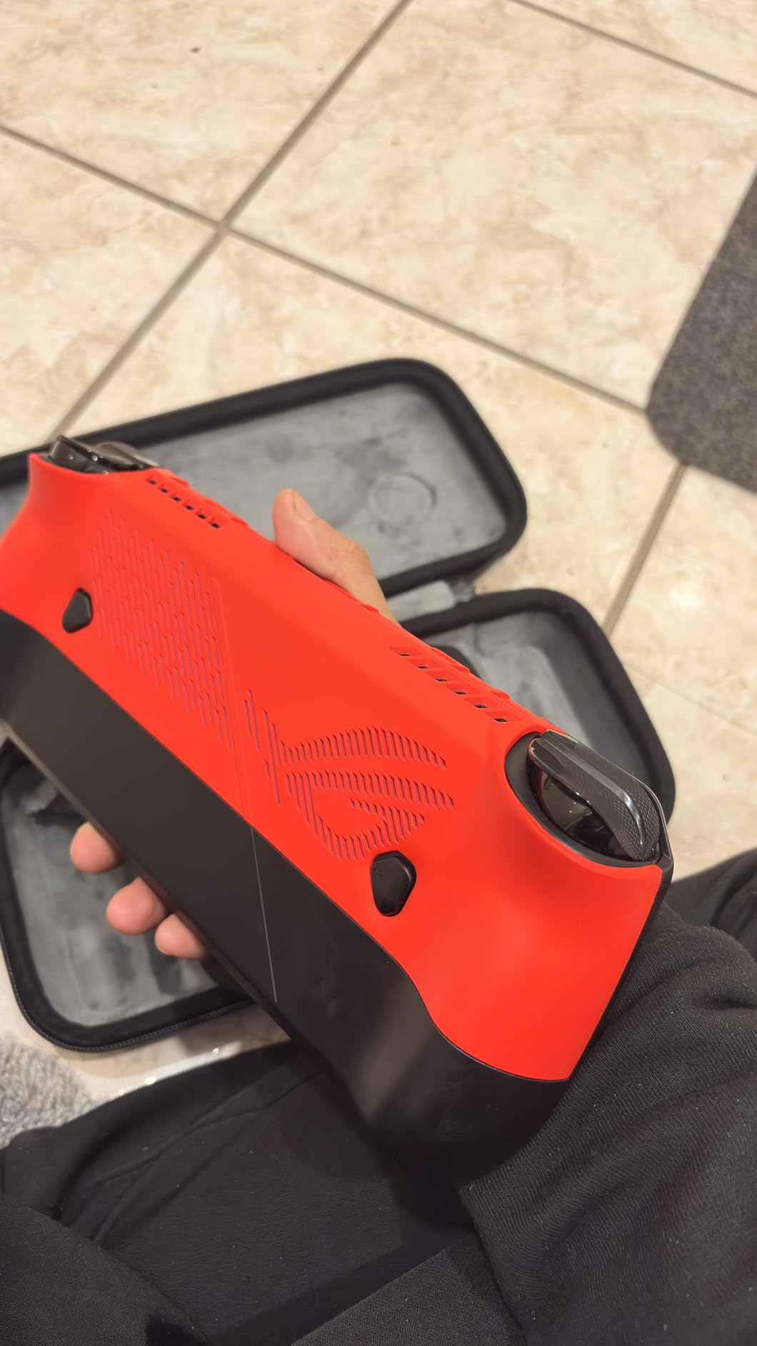 UYIYE Case for ROG Ally X 2024, Red | Anti-Slip Rubber, Protective Shell customer photo 2